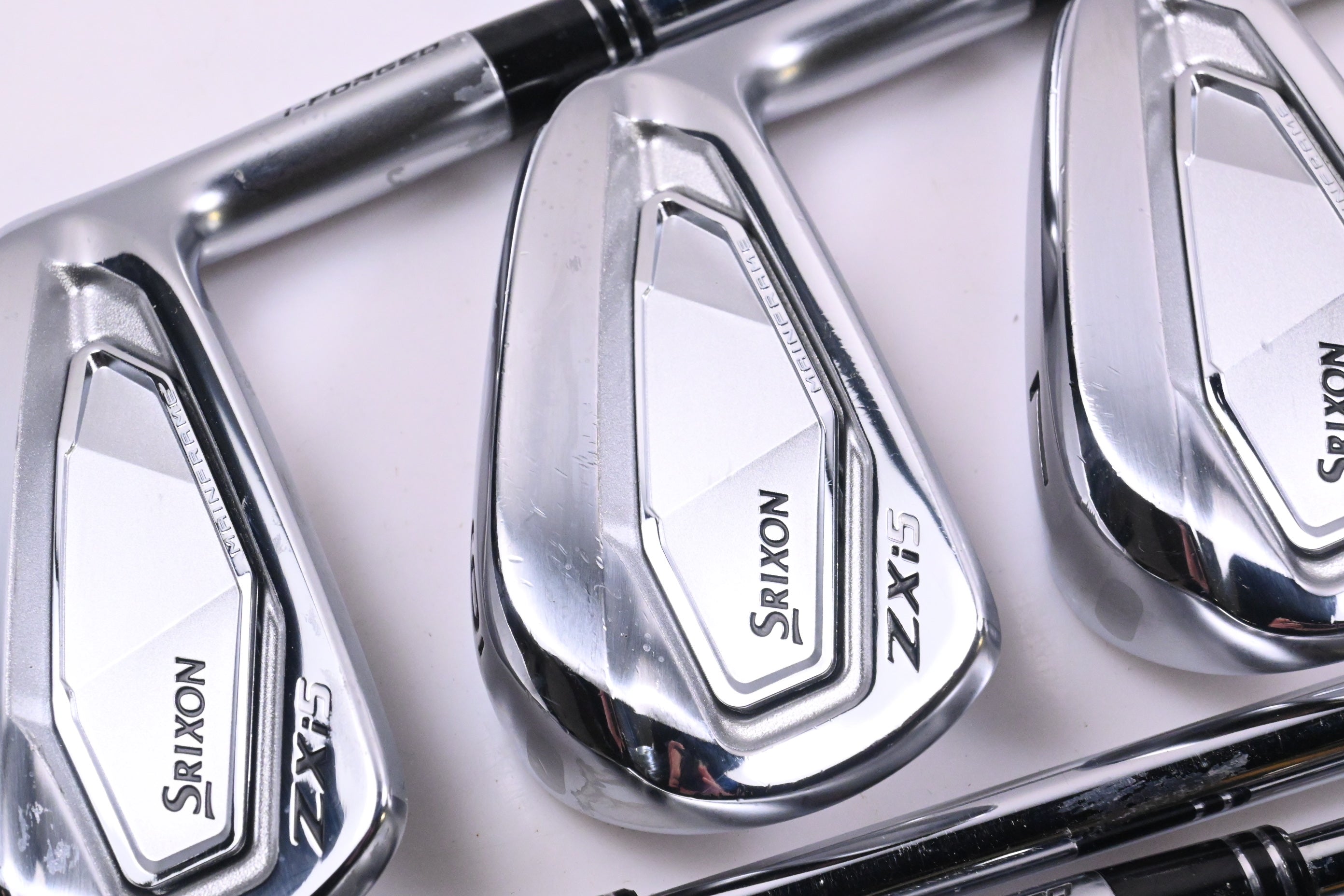 Srixon ZXi5 Irons / 5-PW+GW / Stiff Flex Project X Shafts