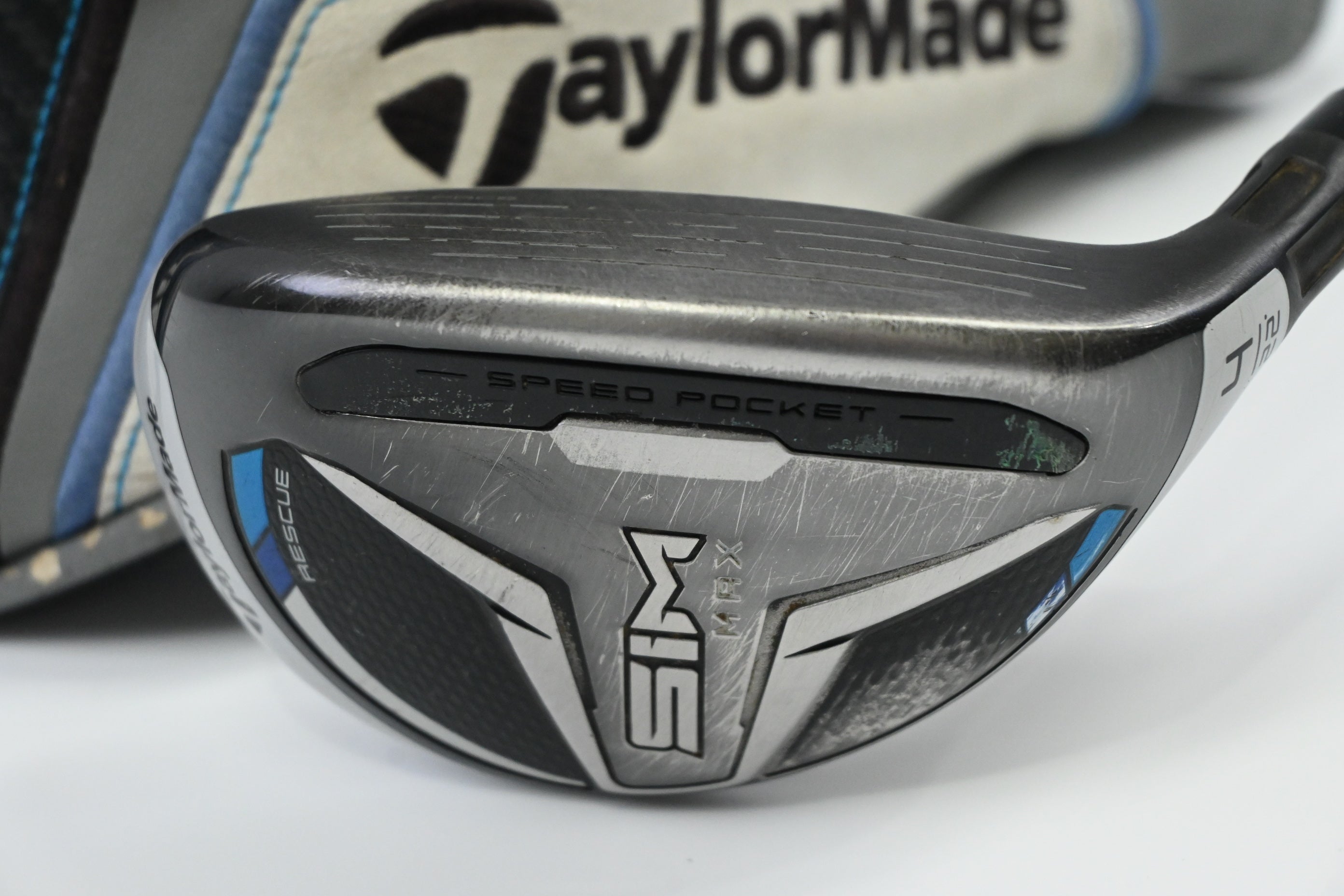 Taylormade SIM Max # 4 Hybrid / 23 Degree / Regular Flex Fujikura Ventus Blue 6