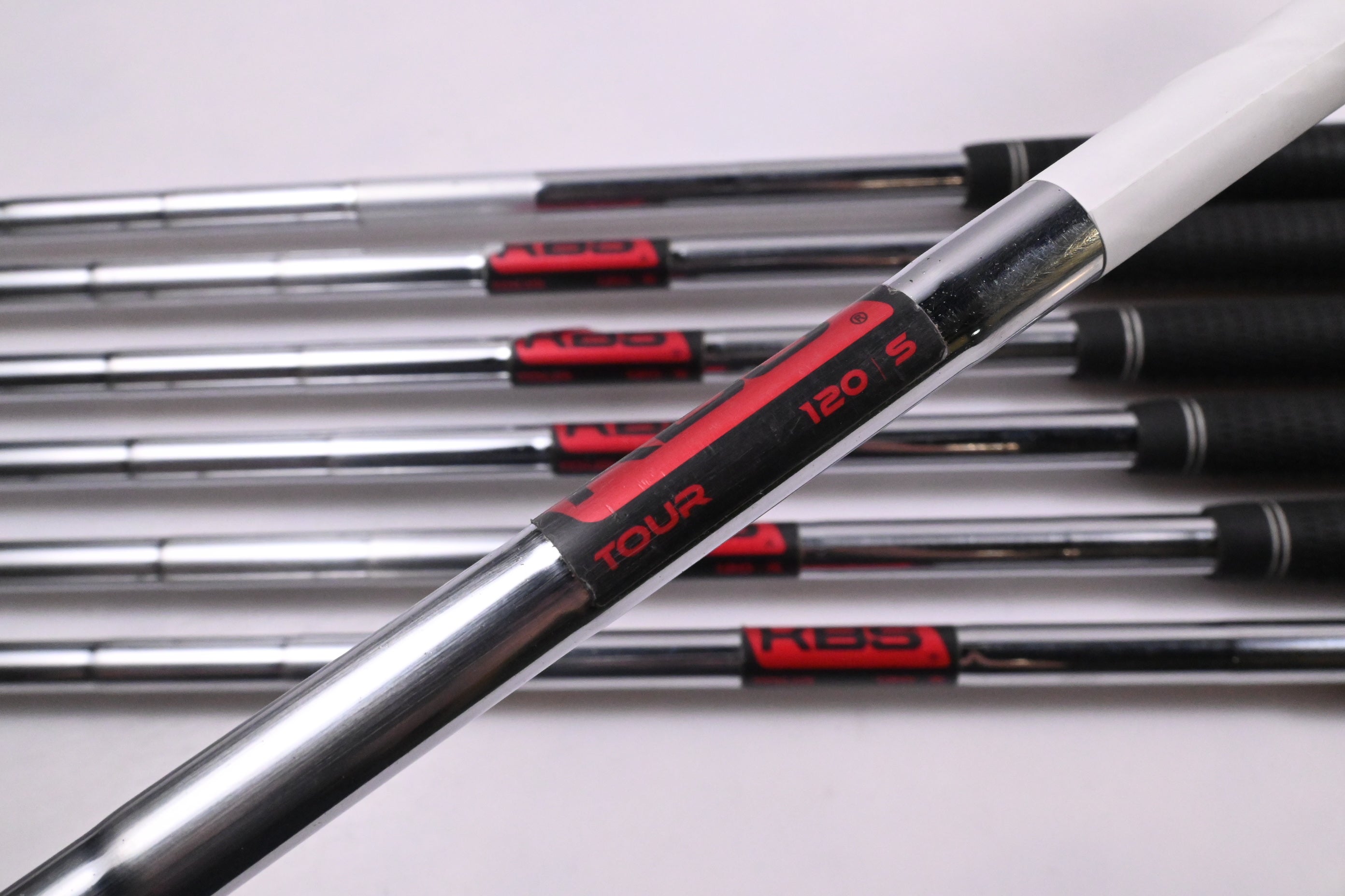 Callaway Rogue ST Max Irons / 5-PW+SW / Stiff Flex KBS Tour 120 Shafts