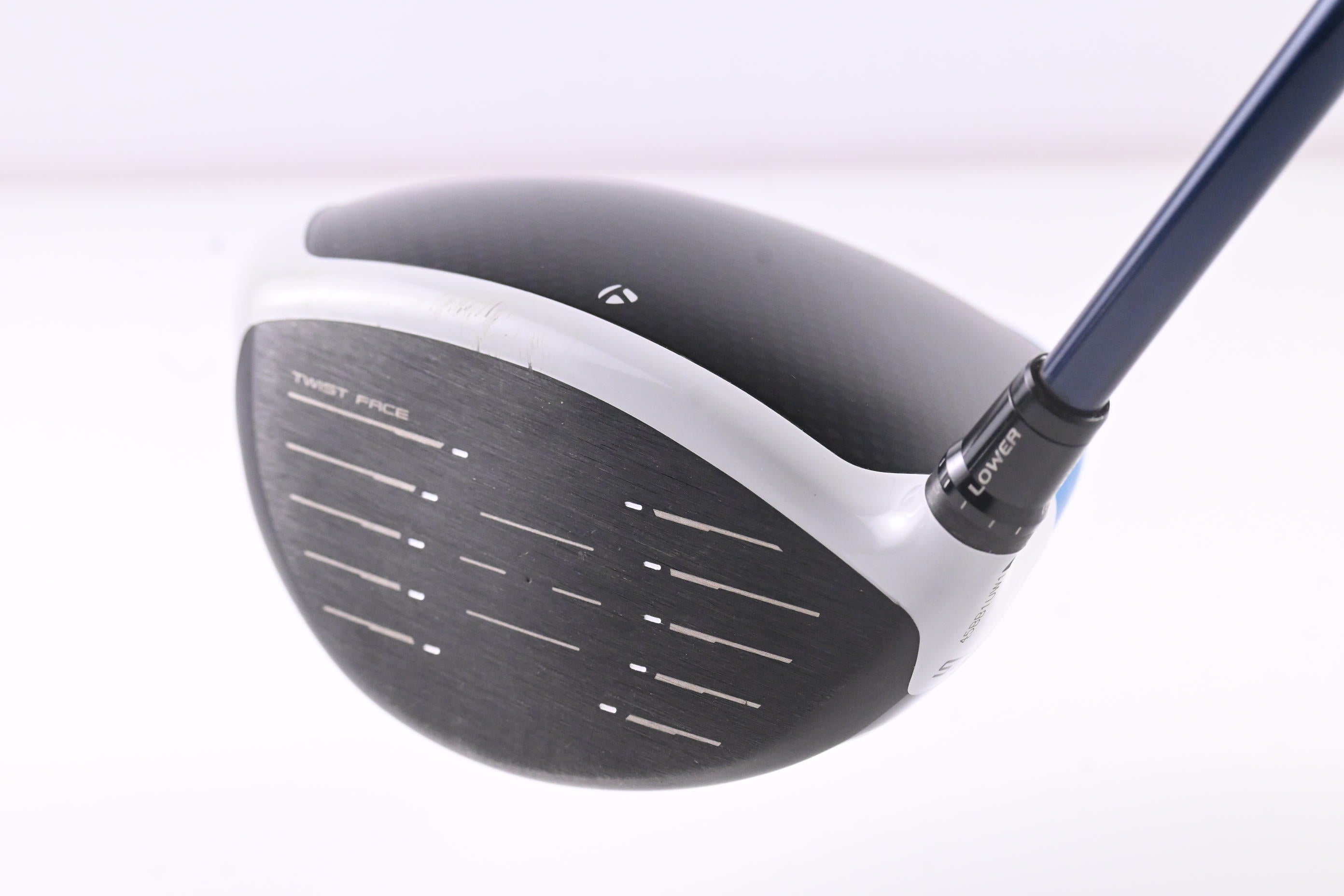 Taylormade SIM2 Max Driver / 10.5 Degree / Regular Flex Fujikura Ventus Blue 5