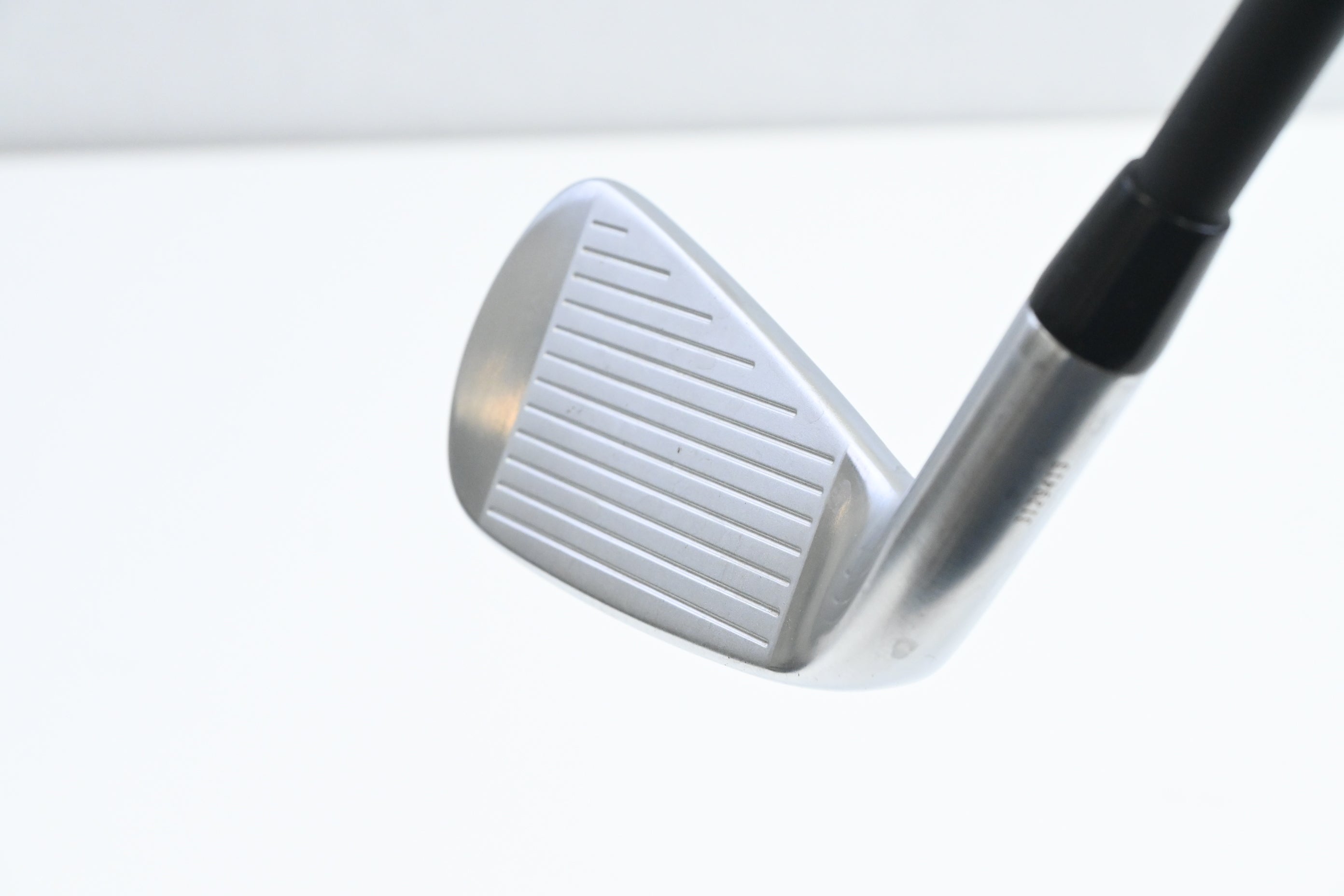 Titleist U.505 2025 Utility #2 Iron / 18 Degree / Stiff Flex HZRDUS Gen5 Black