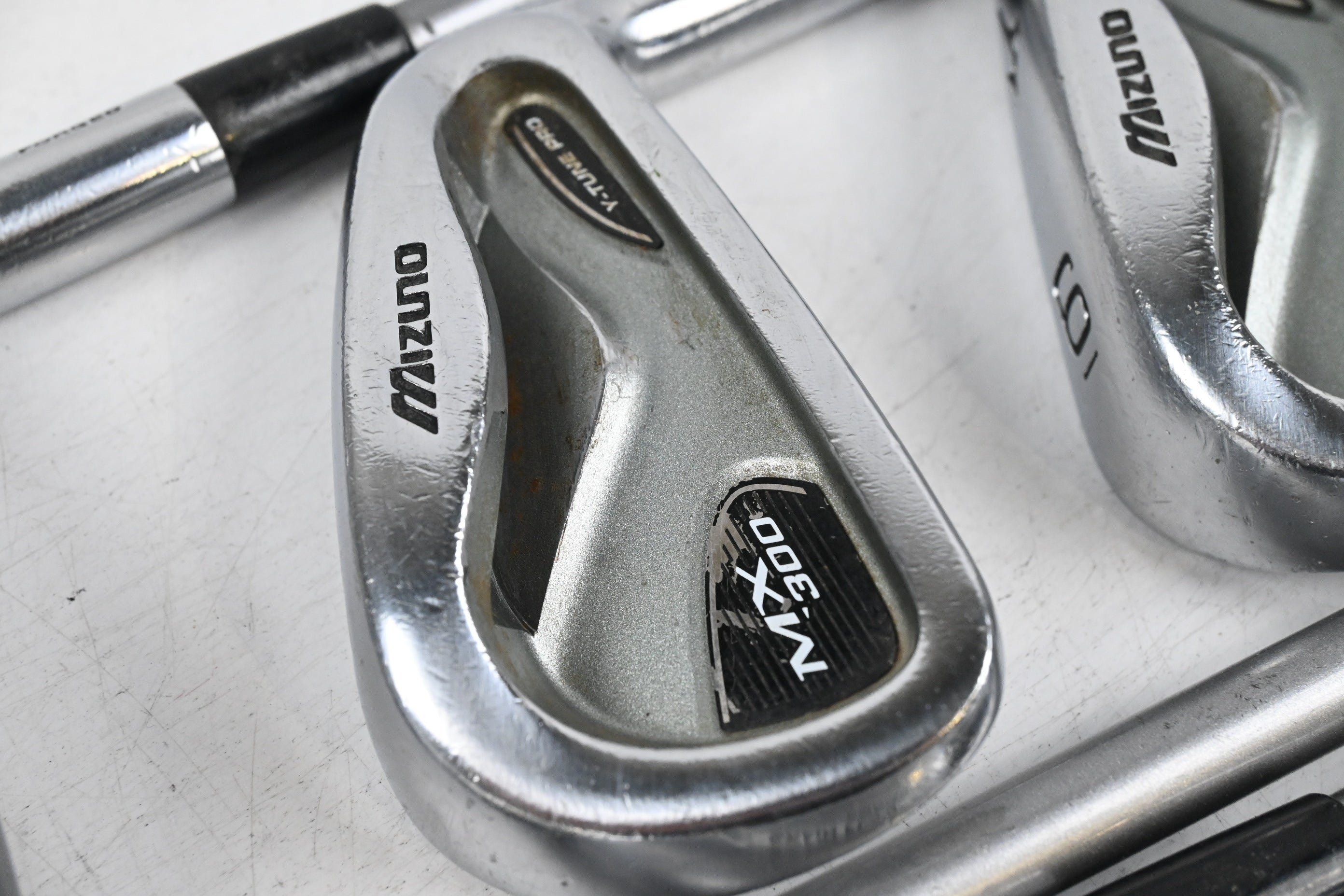 Mizuno MX-300 Irons / 4-PW / Regular Flex Mizuno Exsar IS4 65 Shafts
