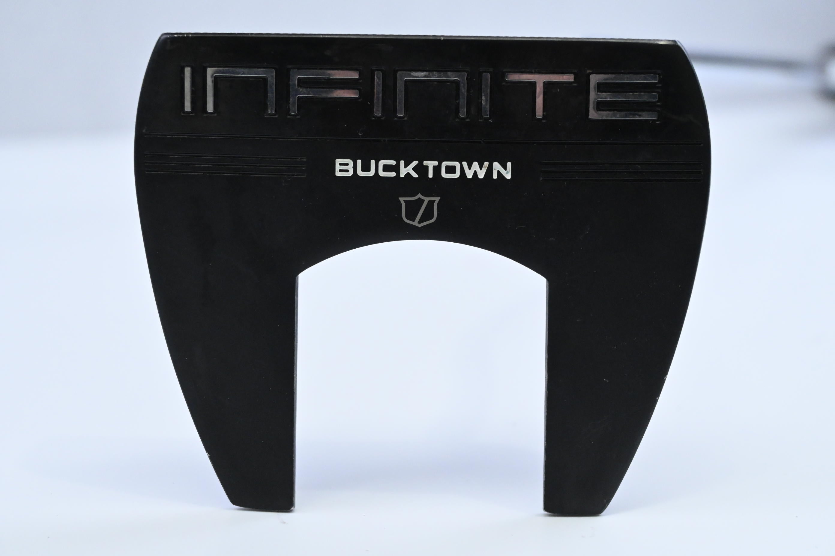 Wilson Infinite Bucktown 2024 Putter / 34 Inch