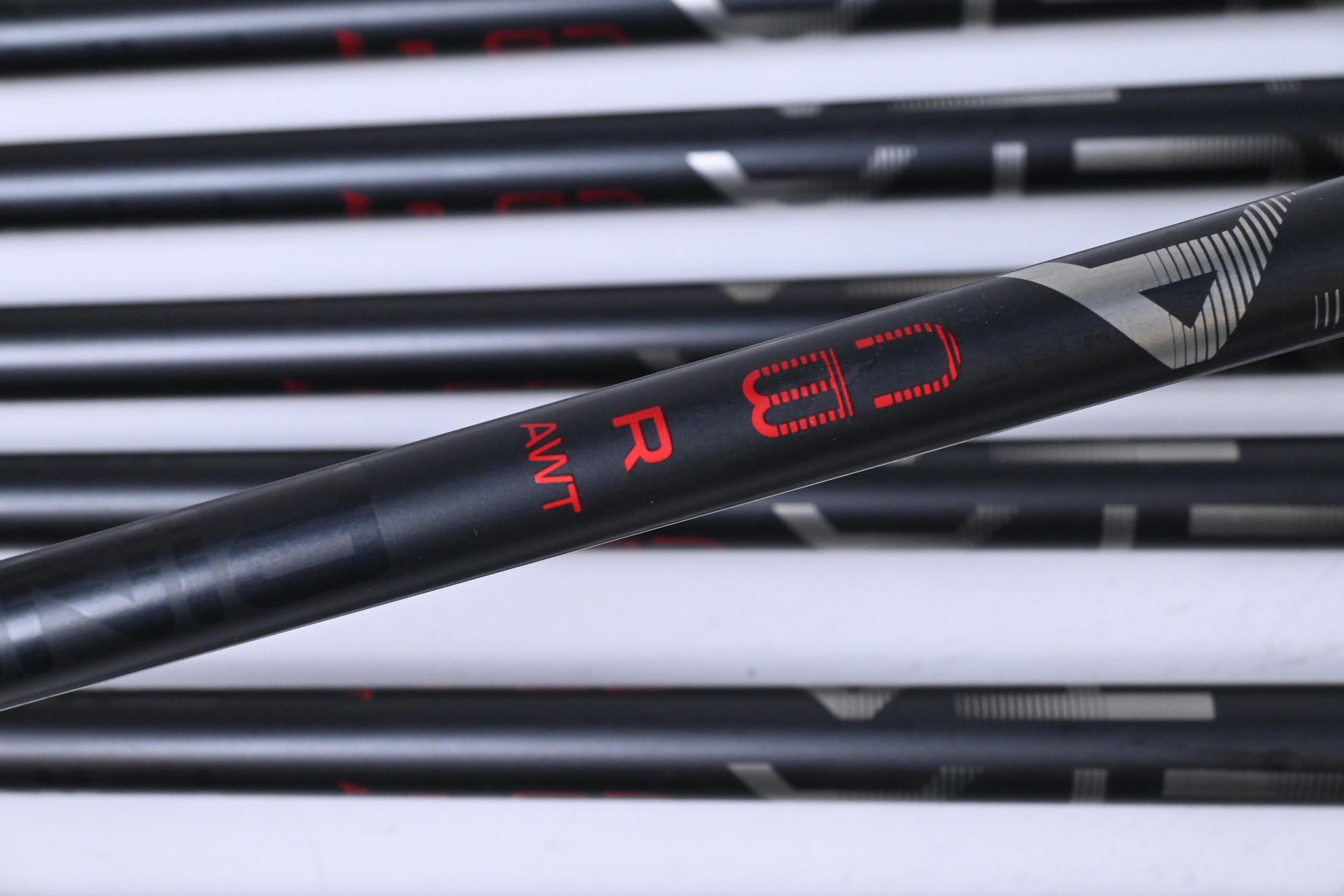 Ping G410 Irons / 5-PW+GW+SW / Black Dot / Regular Flex Ping Alta CB AWT Shafts