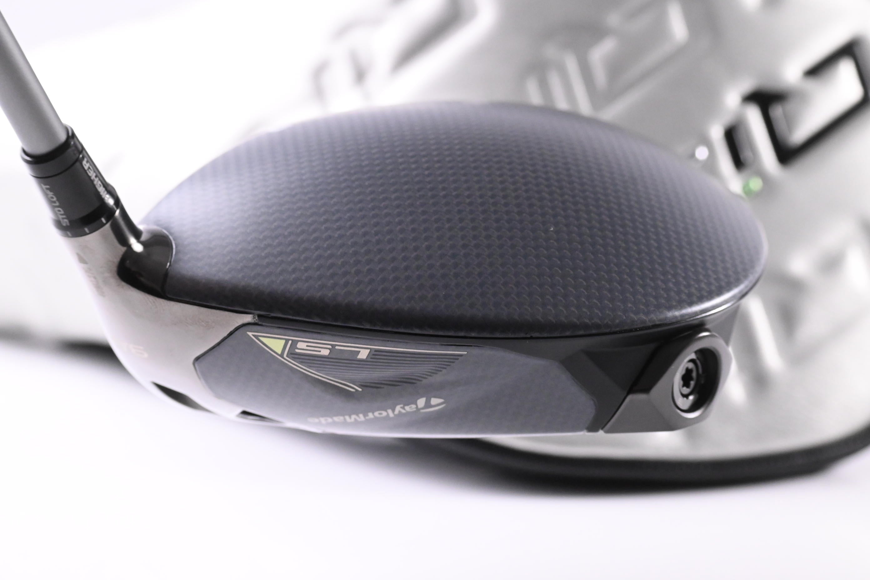 Taylormade Qi35 LS Driver / 9 Degree / Regular Flex Fujikura Air Speeder 50