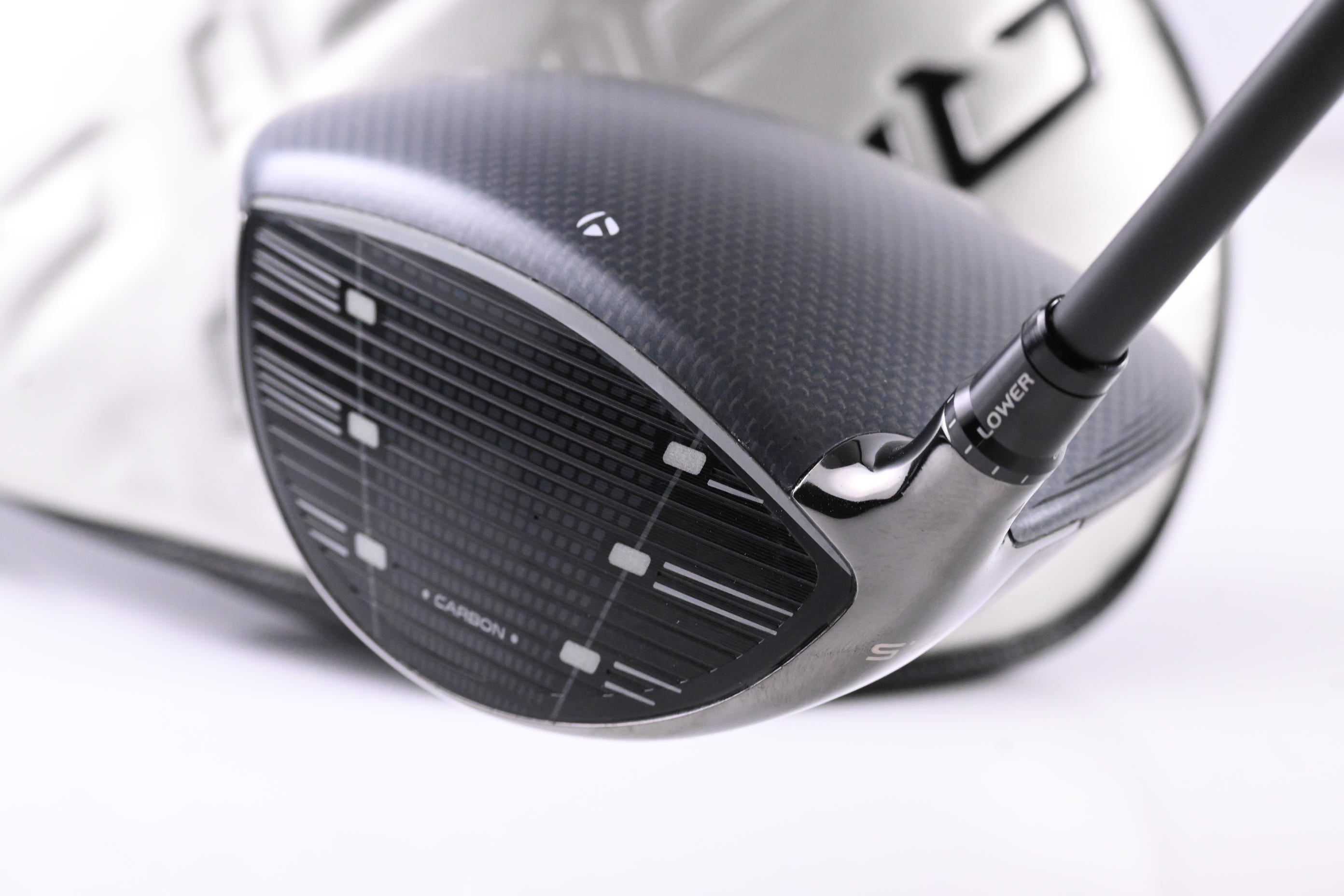 Taylormade Qi35 Driver / 10.5 Degree / Regular Flex Fujikura Ventus Blue 5 Shaft