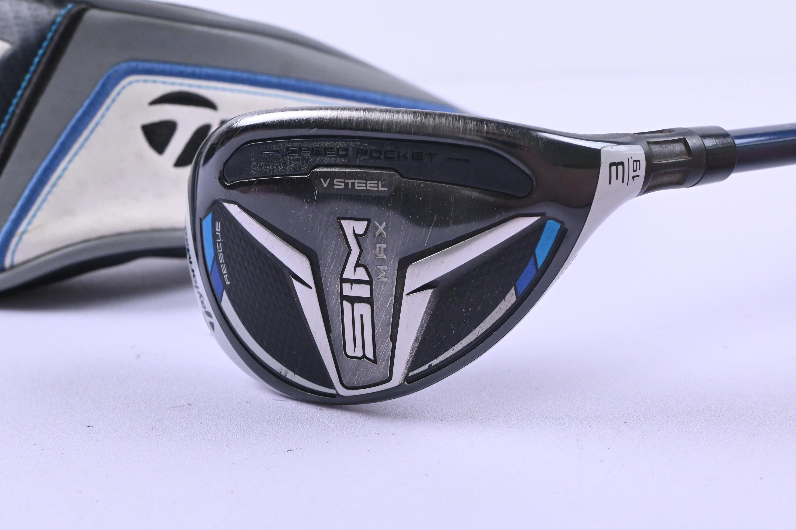 Taylormade SIM Max #3 Hybrid / 19 Degree / Stiff Flex Fujikura Ventus Blue 7