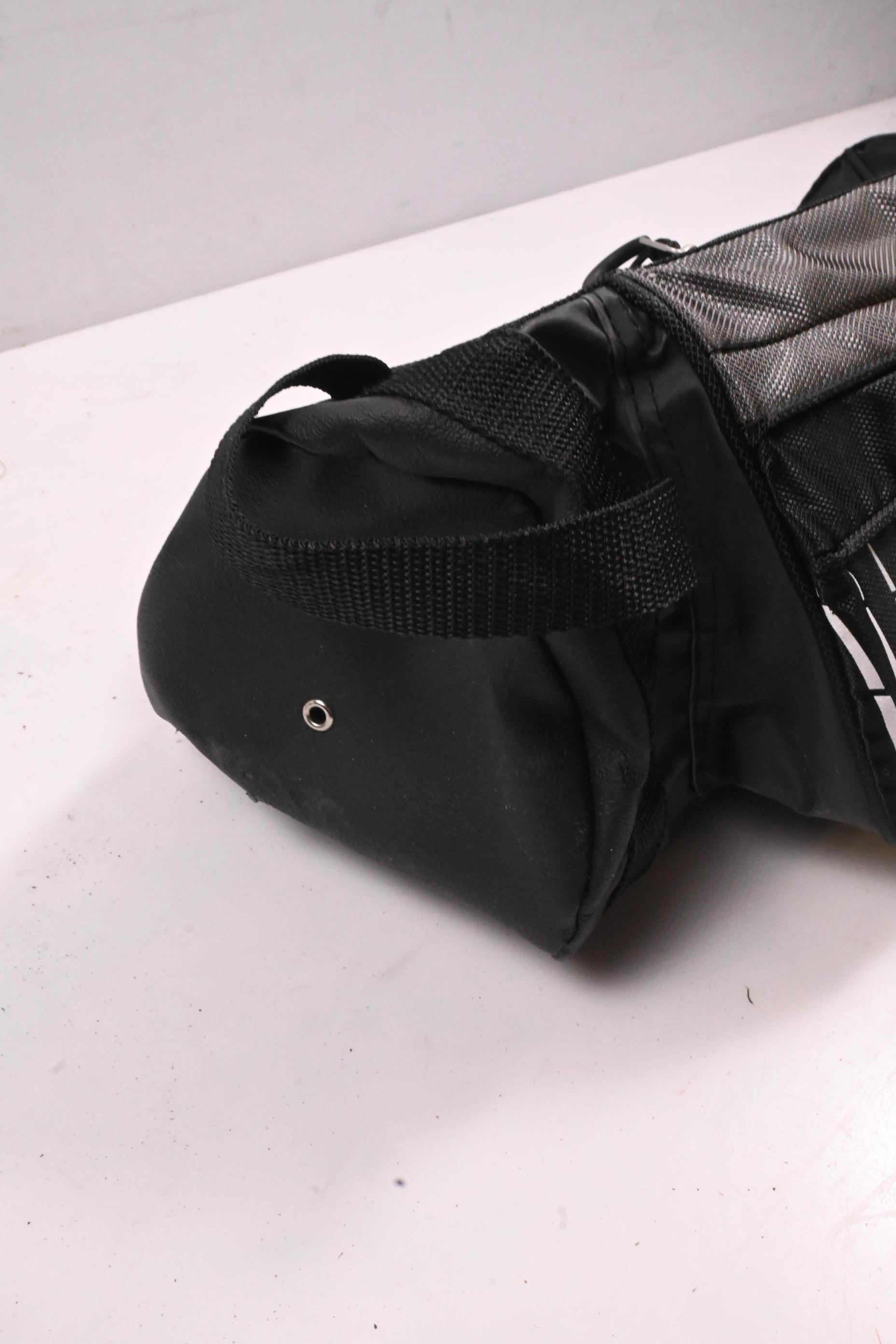 Longridge Pencil Bag / 3-Way Divider / Black