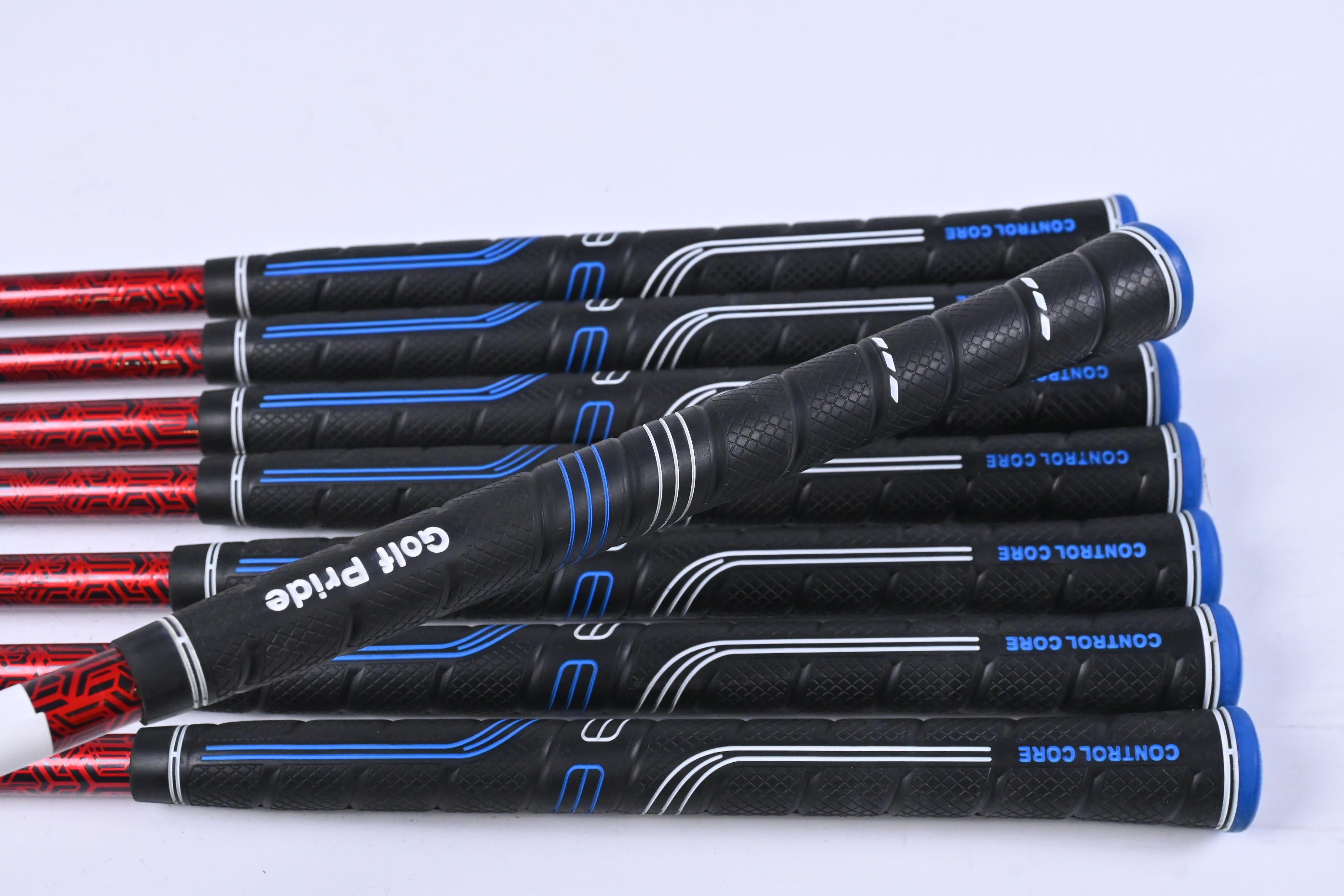 Ping G410 Irons / 5-PW+GW+SW / Black Dot / Regular Flex Ping Alta CB AWT Shafts