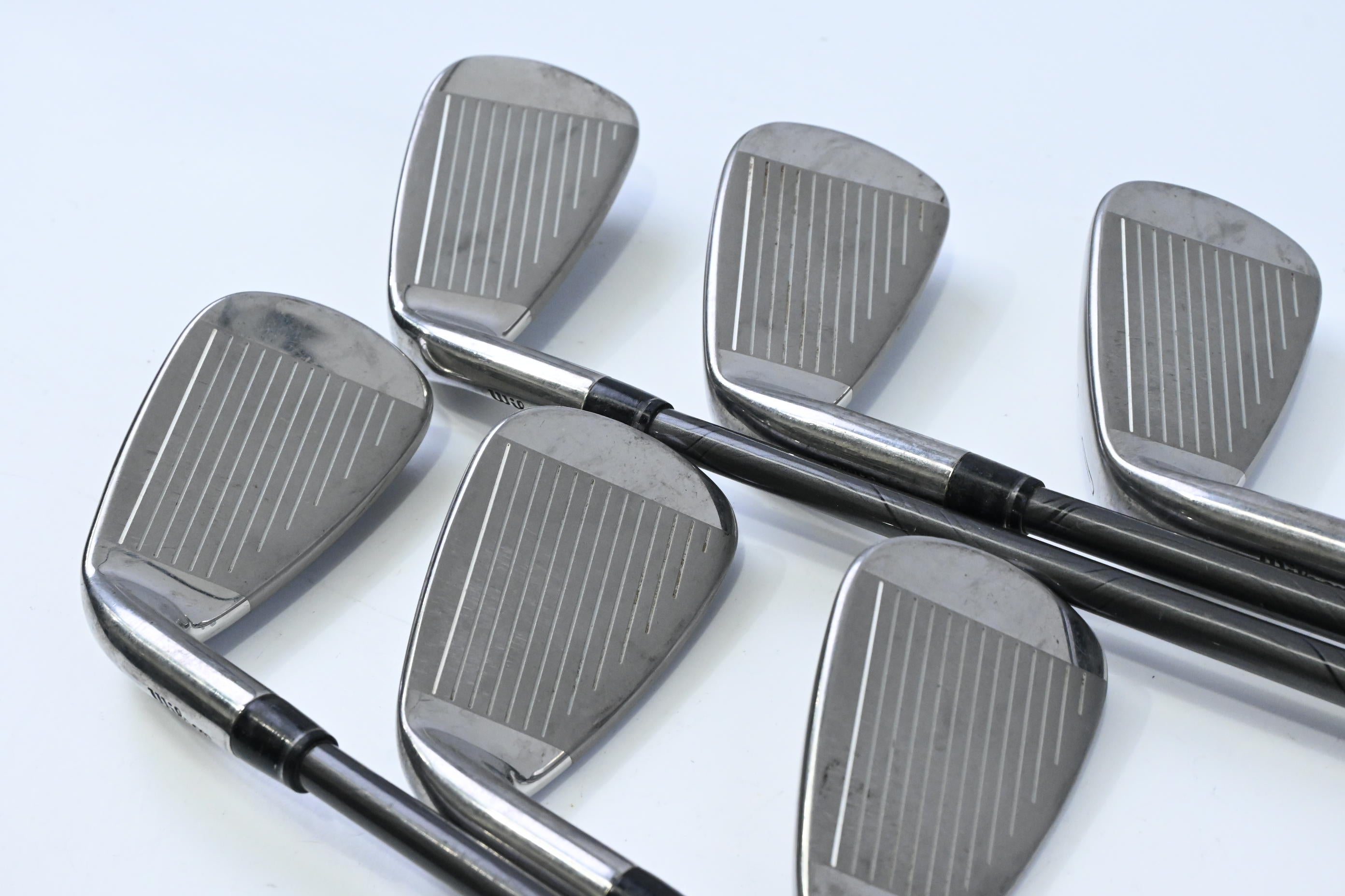 Wilson Launch Pad 2022 Irons / 5-PW / Regular Flex Evenflow 65 Shafts