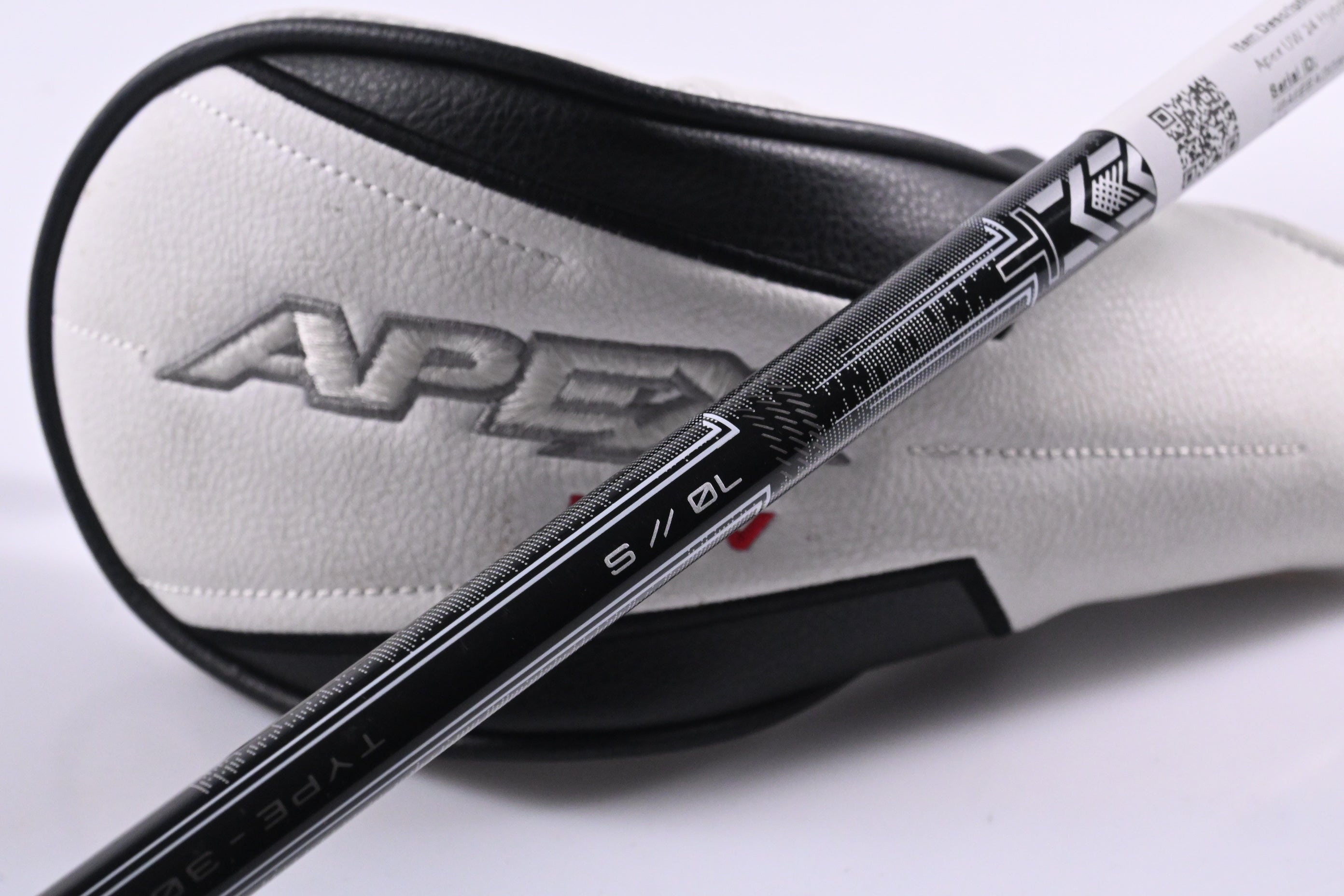 Callaway Apex UW 24 #3 Hybrid / 19 Degree / Stiff Flex Mitsubishi MMT Black 70