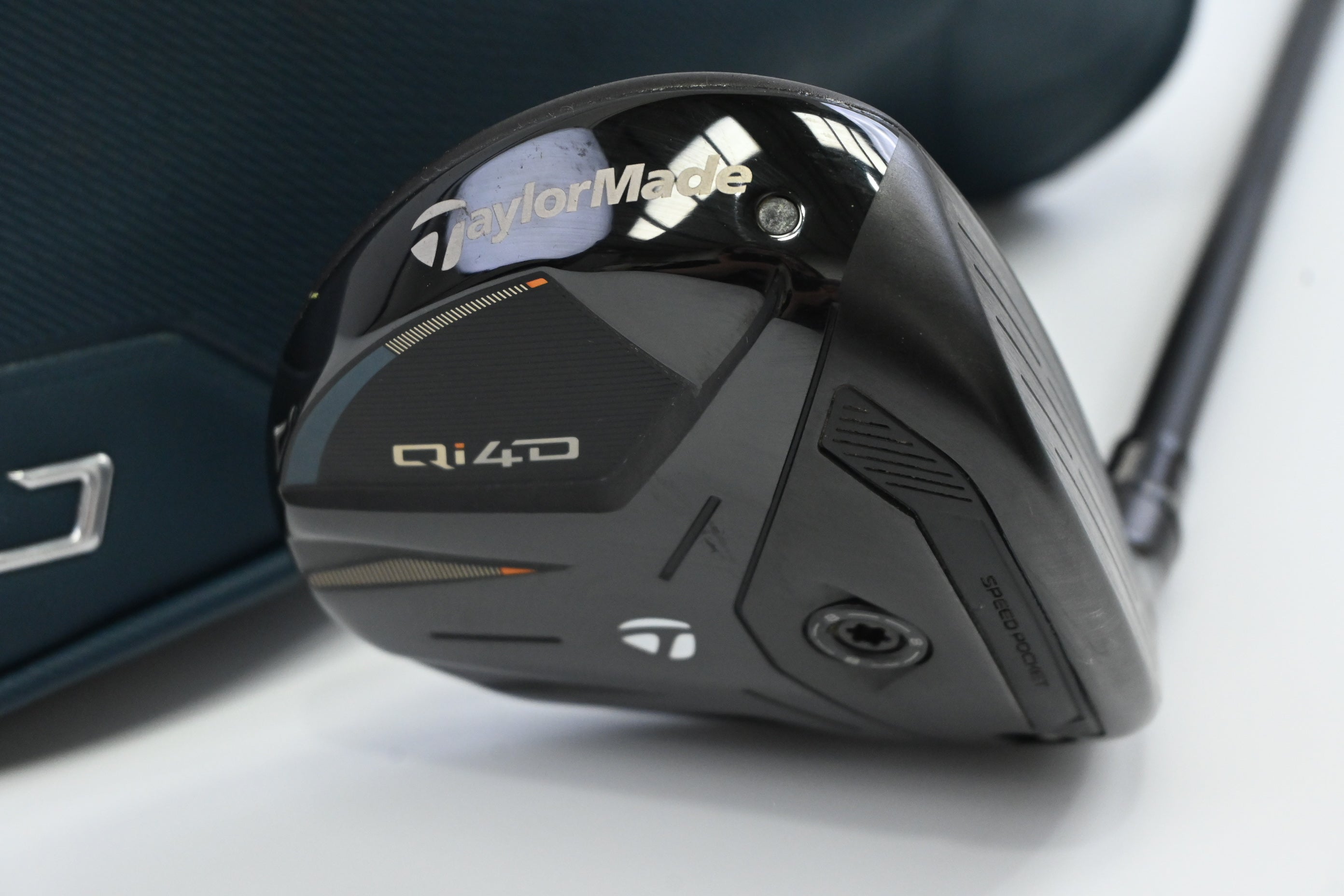 Taylormade Qi4D #5 Wood / 18 Degree / Regular Flex Taylormade Reax White 55