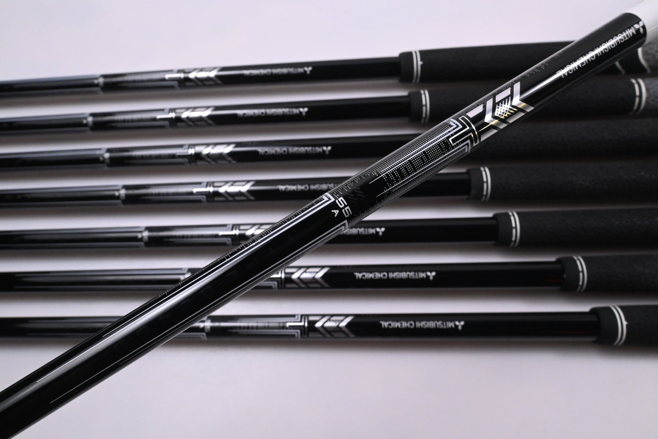 Mizuno JPX 925 Hot Metal Irons / 4-PW+GW / Senior Flex MMT 55 Shafts