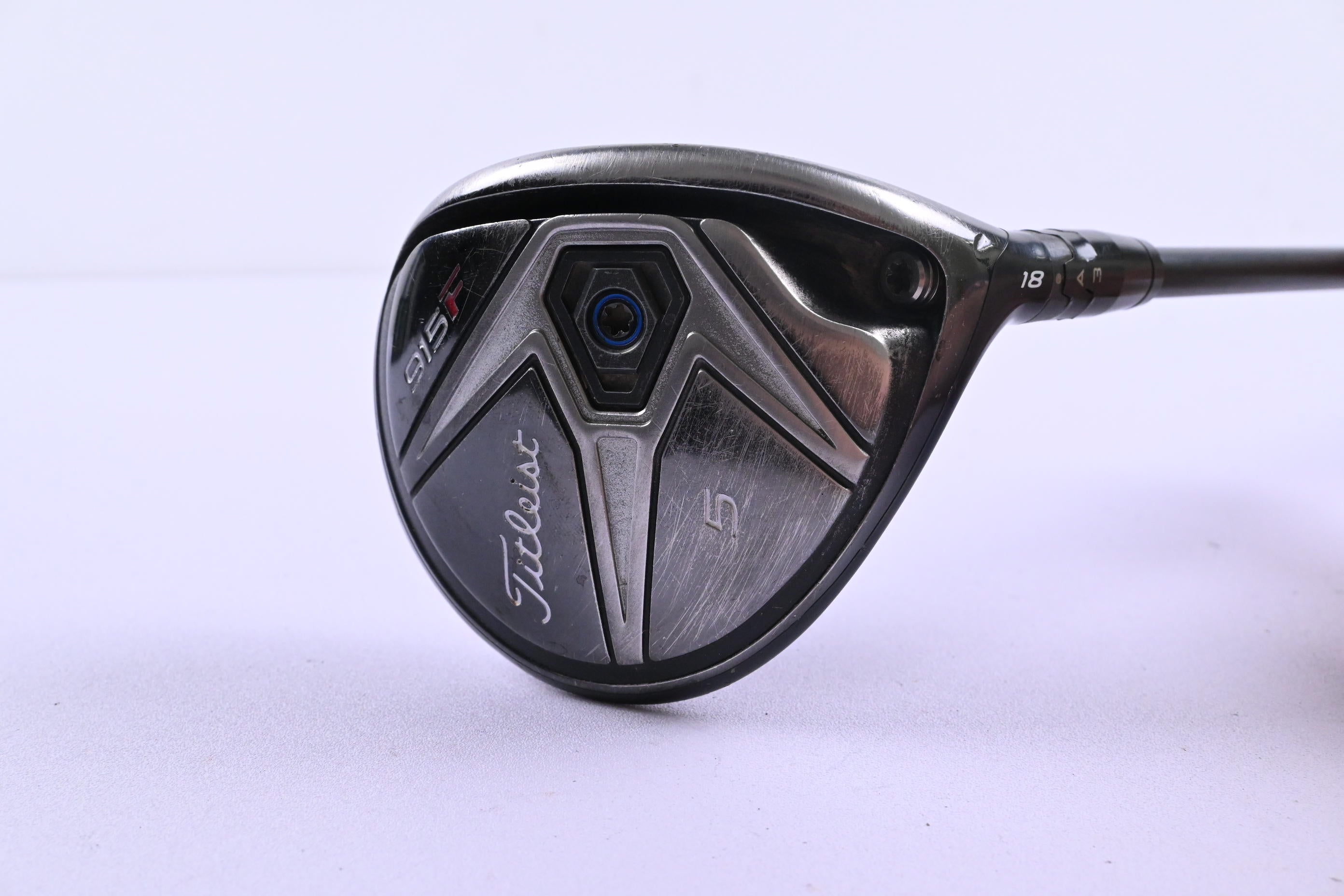 Titleist 915 F #5 Wood / 18 Degree / X-Flex HZRDUS Yellow 76 Shaft