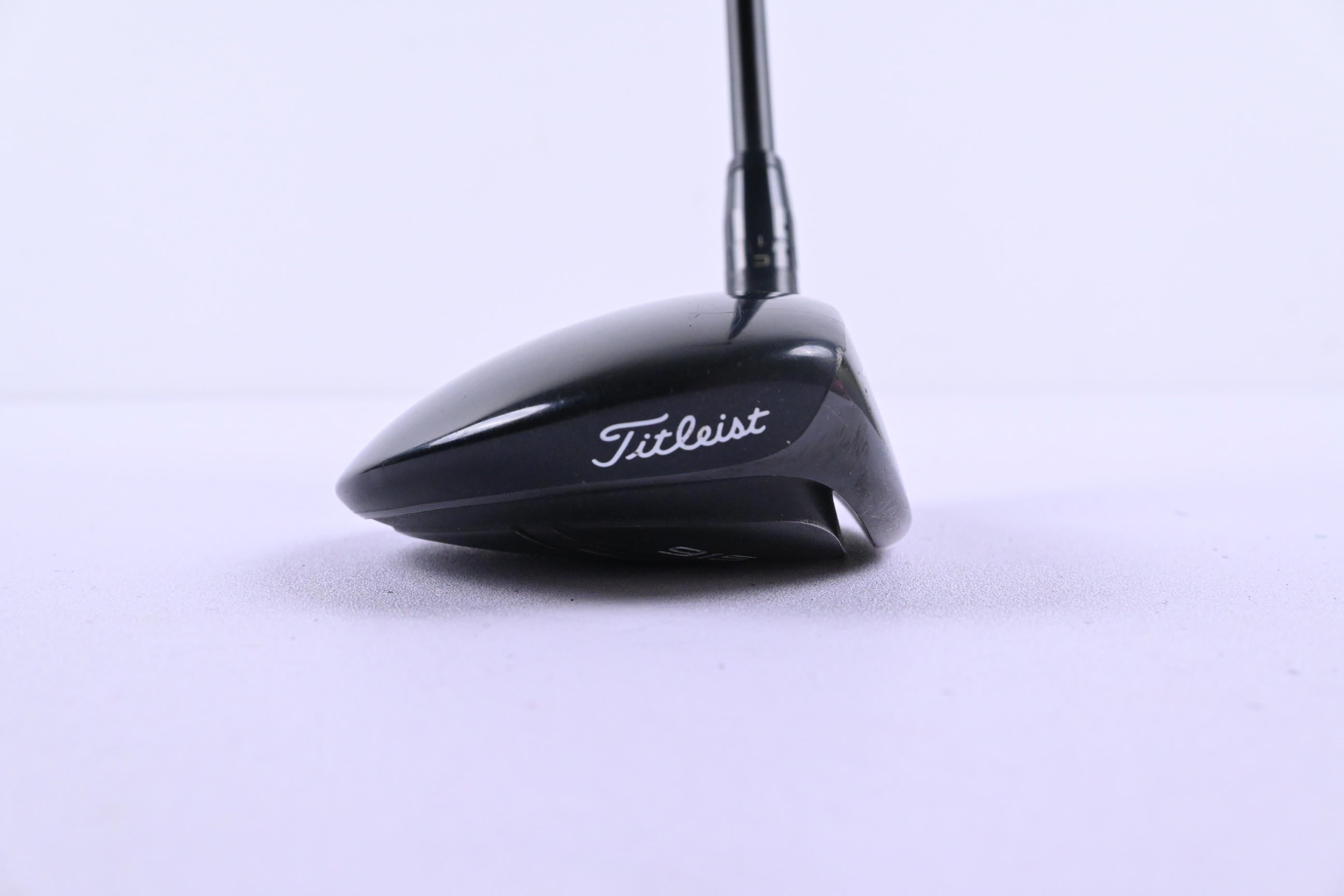 Titleist 915 F #5 Wood / 18 Degree / X-Flex HZRDUS Yellow 76 Shaft