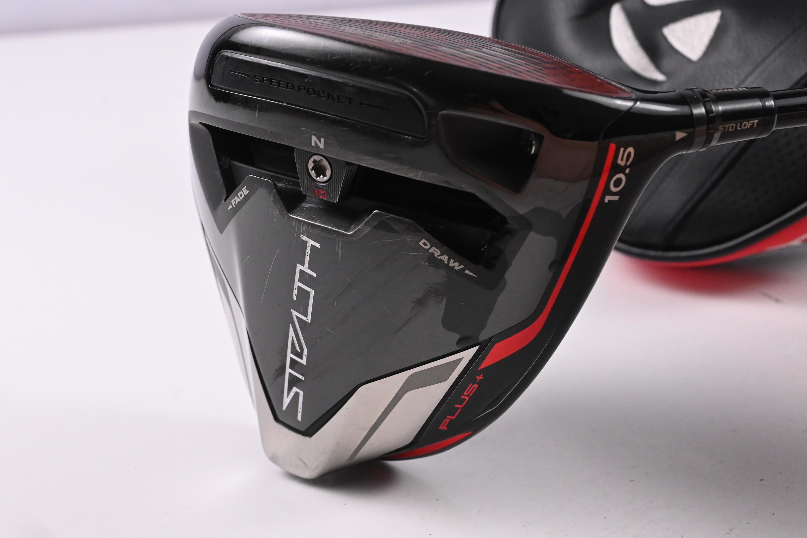 Taylormade Stealth Plus Driver / 10.5 Degree / Stiff Flex HZRDUS Smoke RDX Blue 70