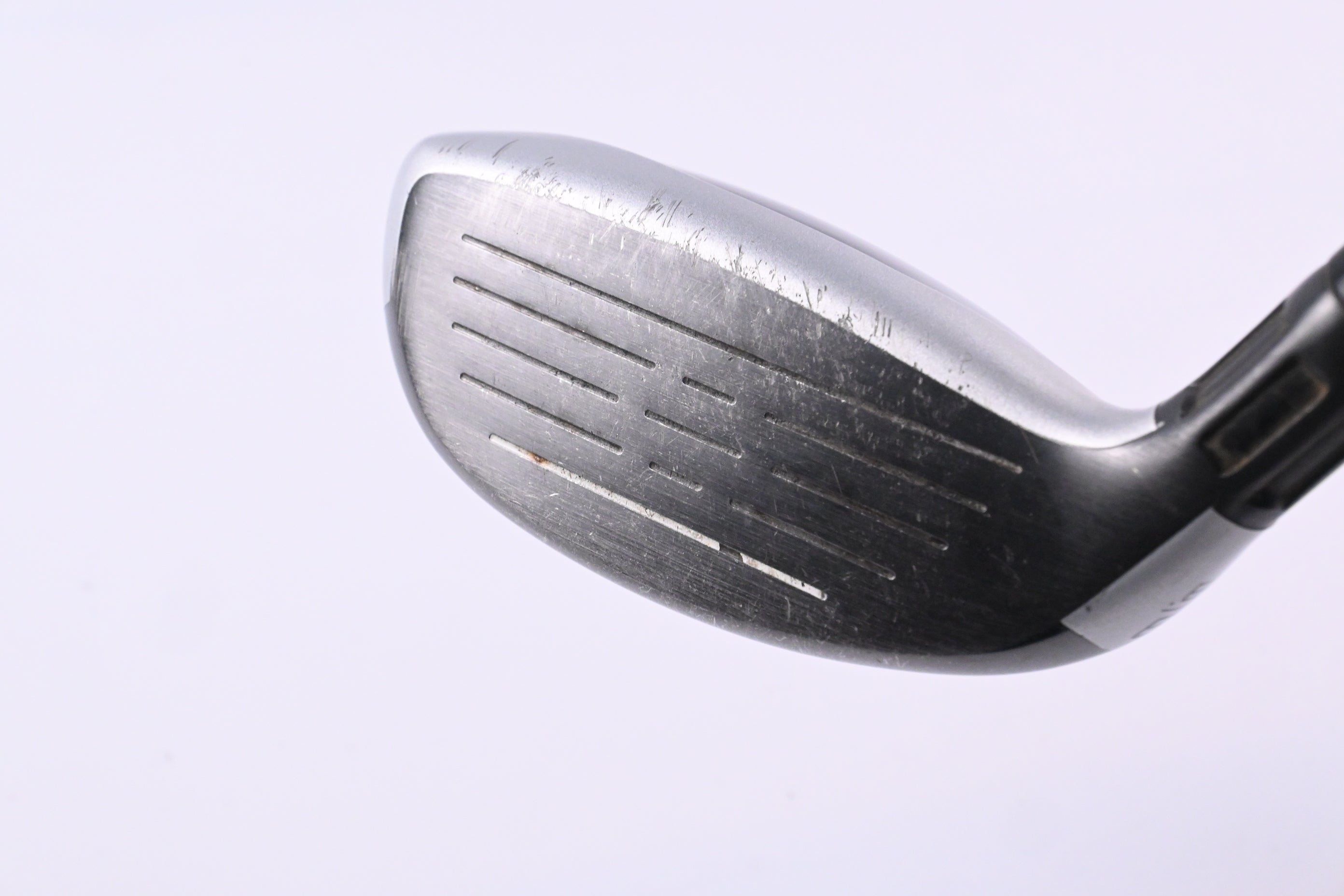 Taylormade M4 #3 Hybrid / 19 Degree / Regular Flex Fujikura Atmos Red 6 Shaft