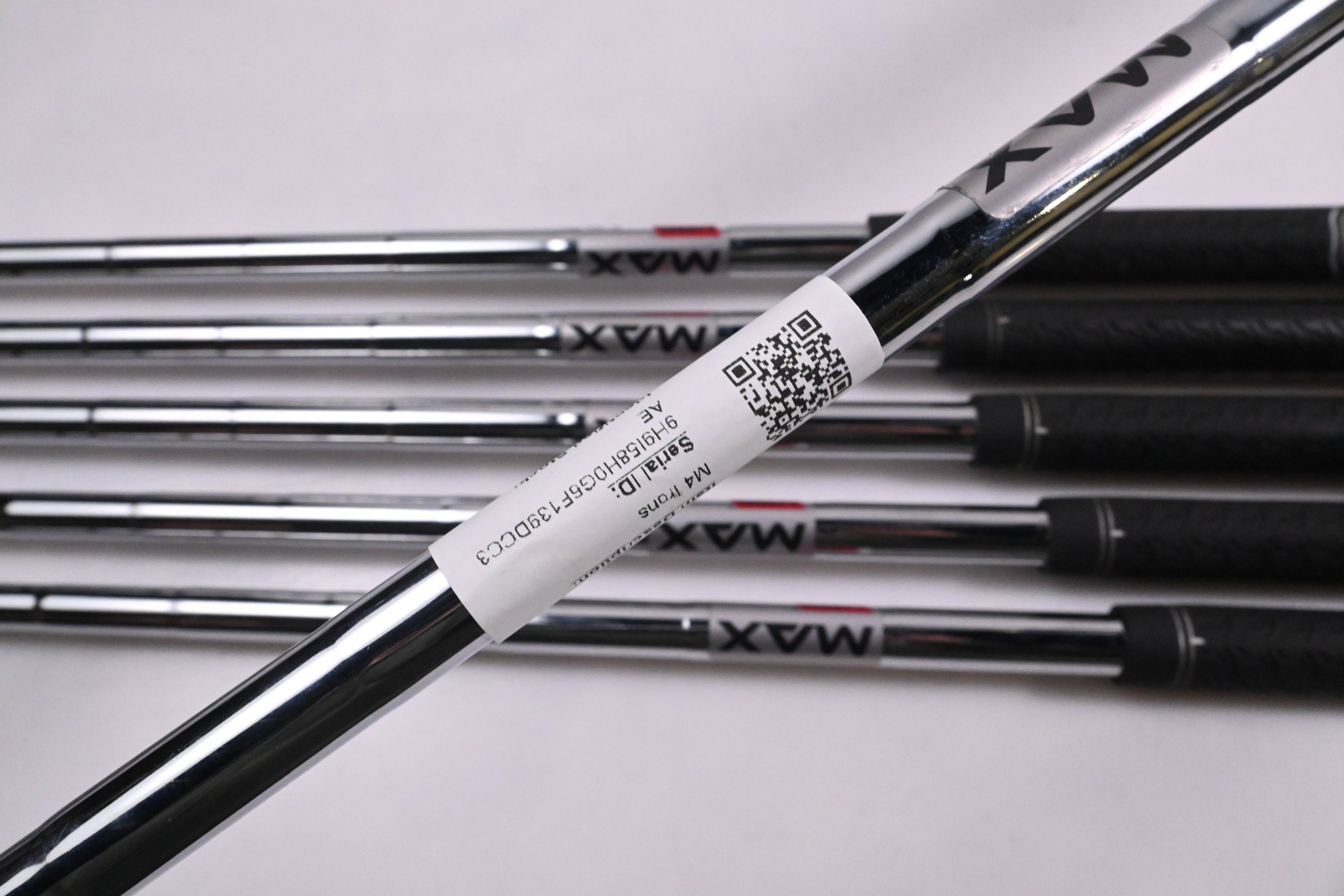 Taylormade M4 Irons / 6-PW+SW / Regular Flex KBS MAX 85 Shafts