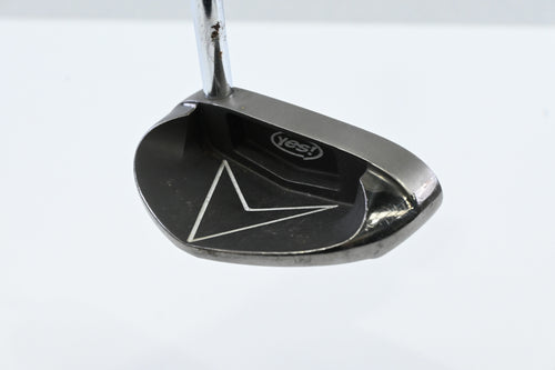 Yes! C-Groove Victoria Putter / 34 Inch