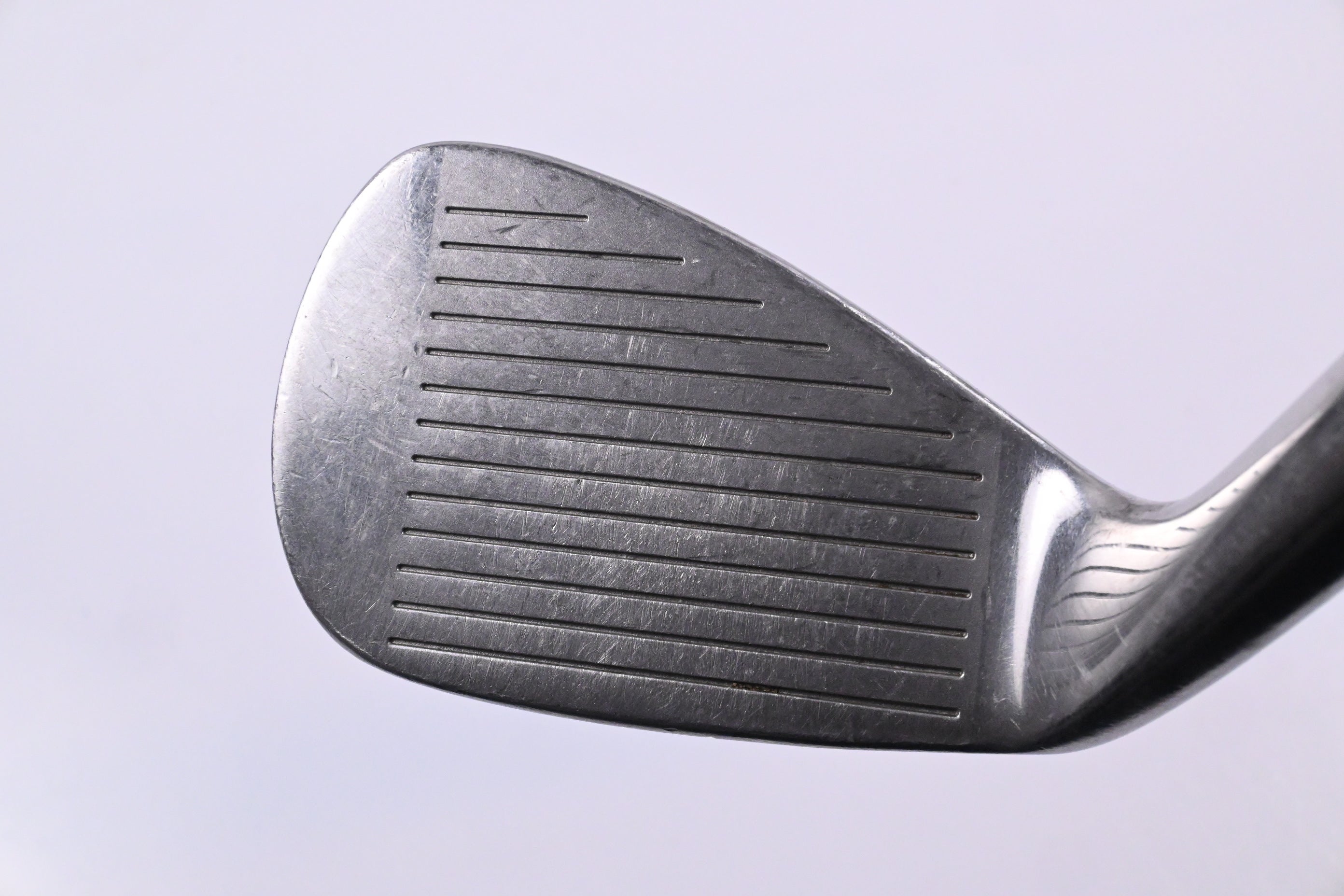 Wilson Pi7 Pitching Wedge / 47 Degree / Regular Flex Dynamic Gold R300 Shaft