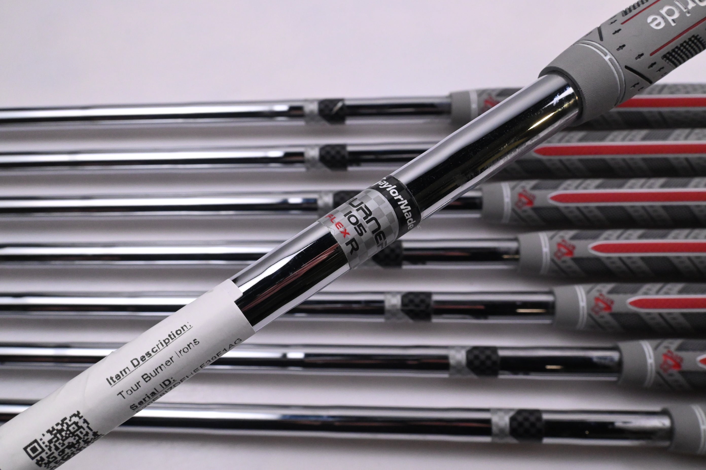 Taylormade Tour Burner Irons / 4-PW+SW / Regular Flex Taylormade 105 Shafts