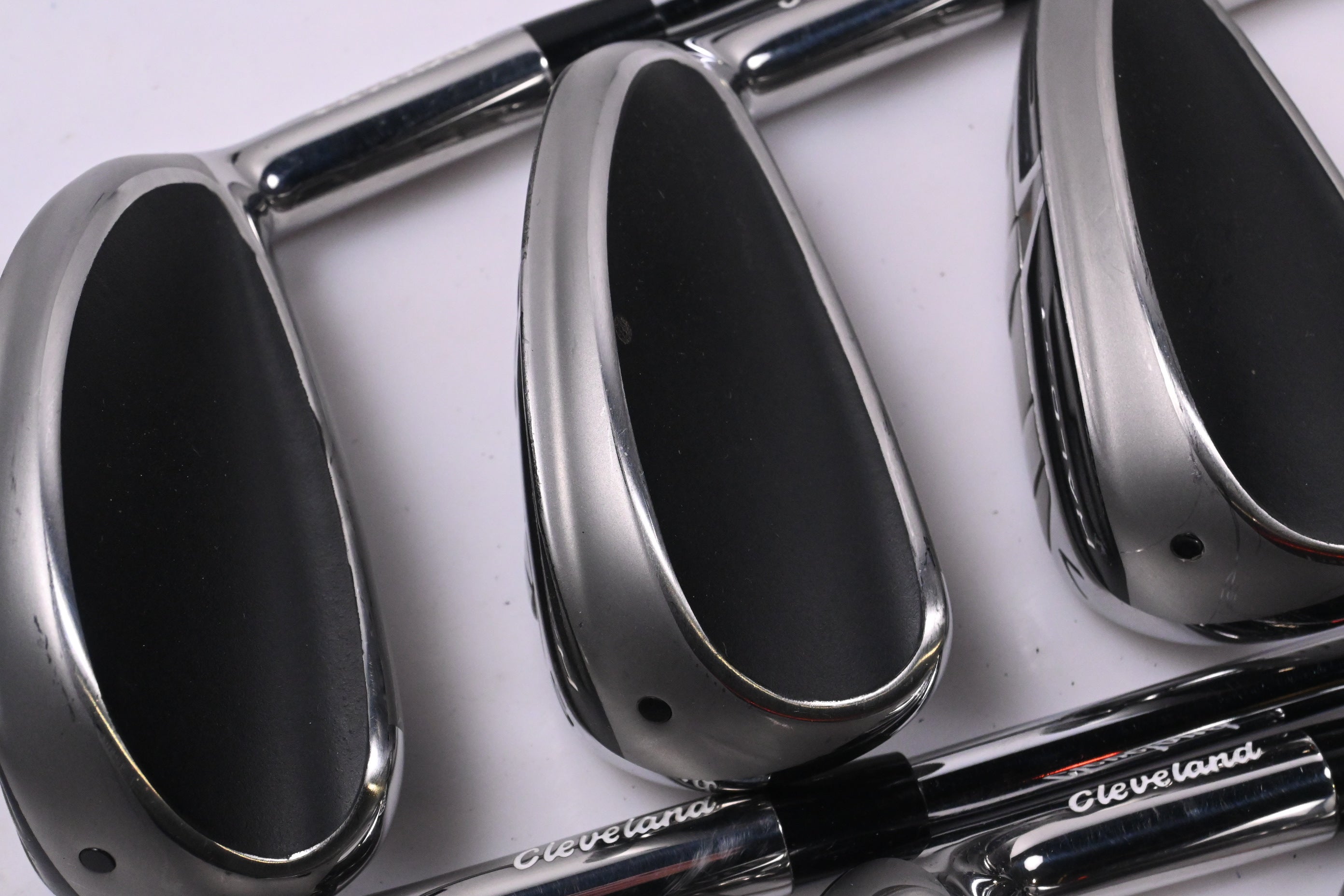 Cleveland Halo XL Full Face Irons / 5-PW / Regular Flex KBS Tour Lite Shafts