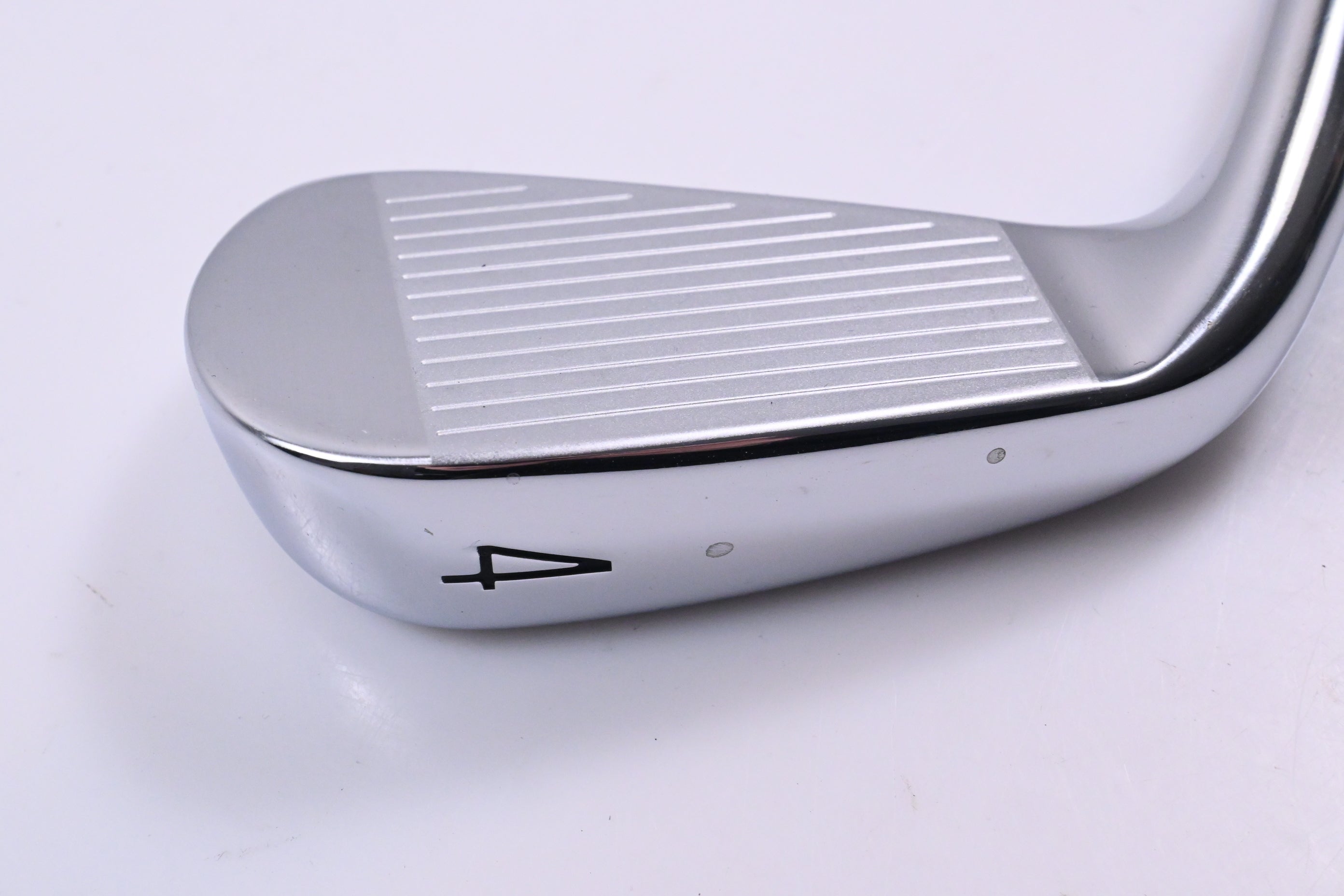 Titleist T350 #4 Iron / 20 Degree / Stiff Flex True Temper AMT Red S300 Shaft