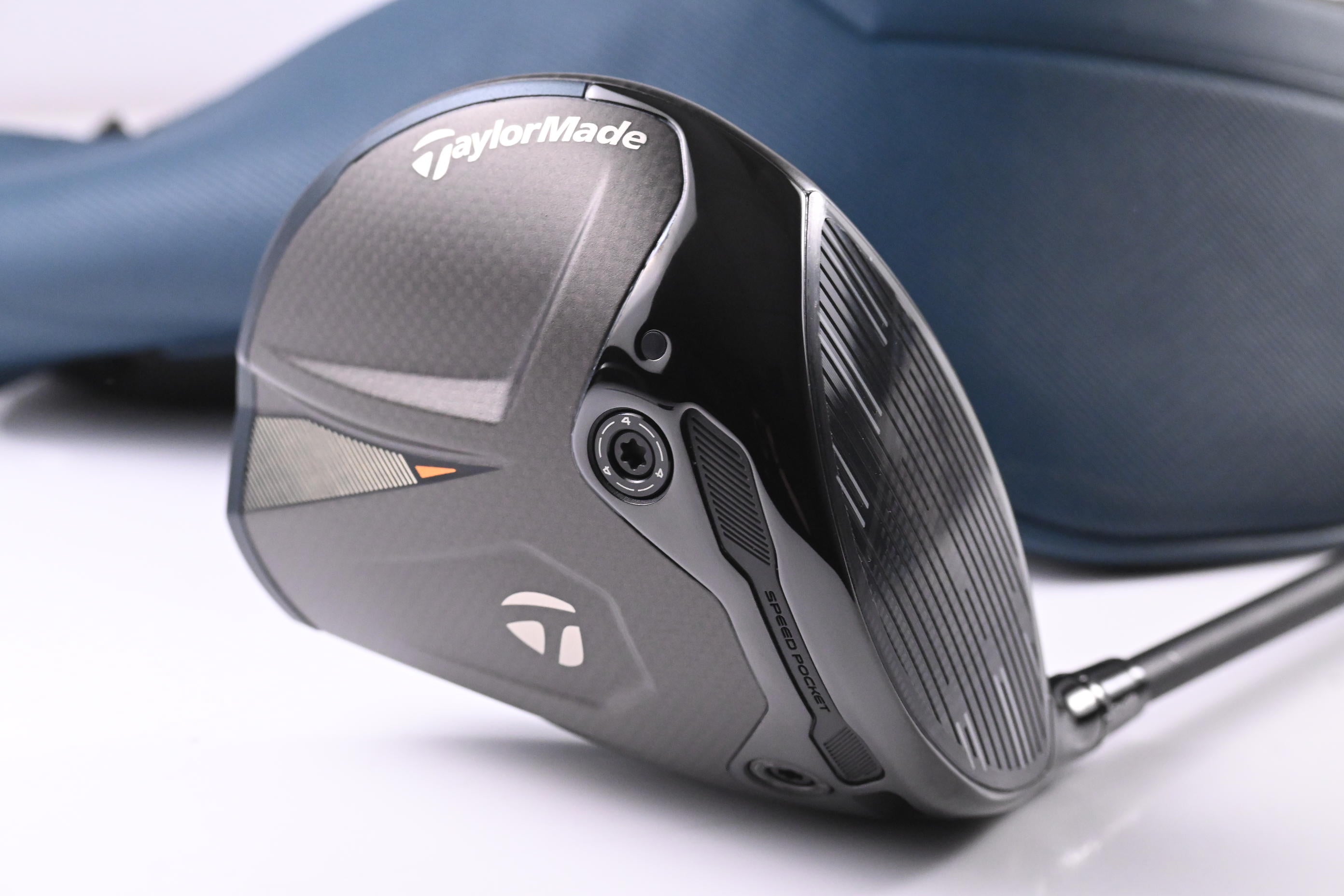 Taylormade Qi4D Driver / 9 Degree / Stiff Flex Reax Blue 60 Shaft