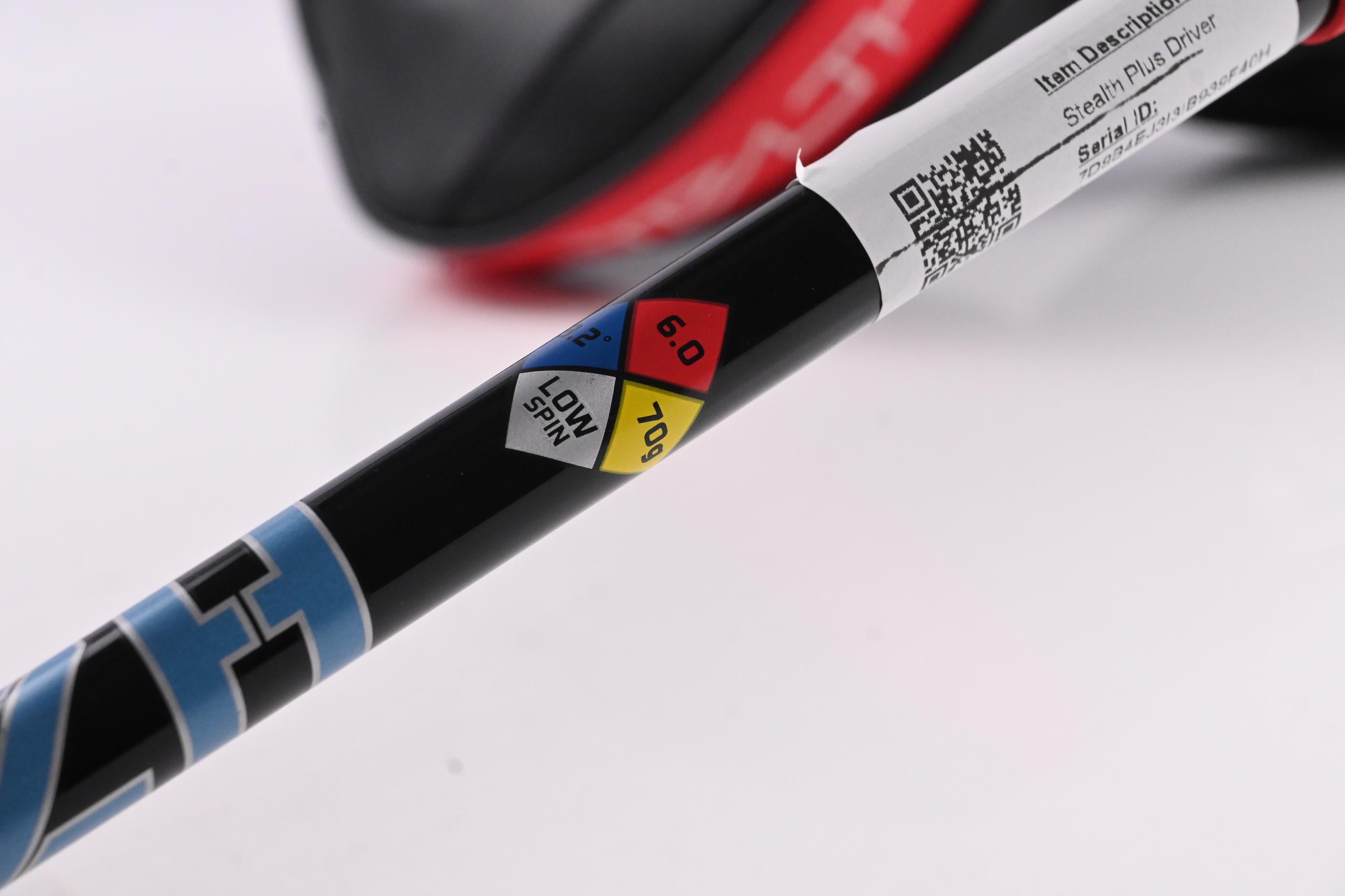 Taylormade Stealth Plus Driver / 10.5 Degree / Stiff Flex HZRDUS Smoke RDX Blue 70