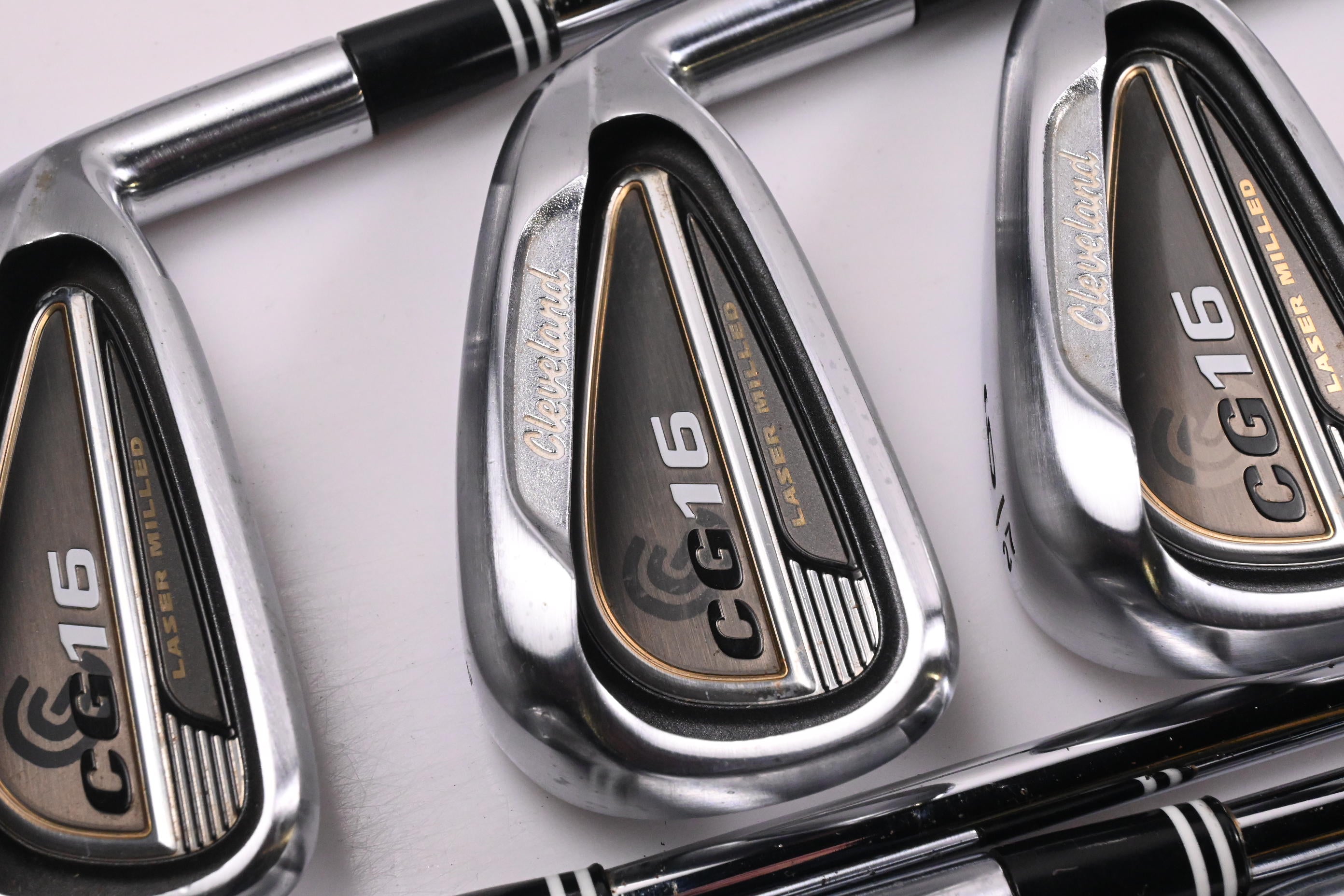 Cleveland CG16 Chrome Irons / 4-PW / Stiff Flex Cleveland Traction 85 Shafts