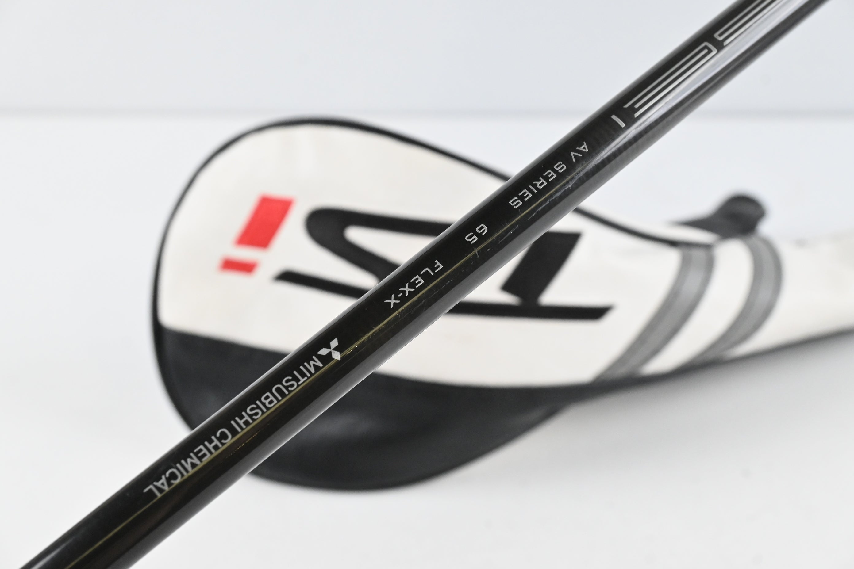 Titleist TSi4 Driver / 8 Degree / X-Flex Tensei AV Raw White 65 Shaft