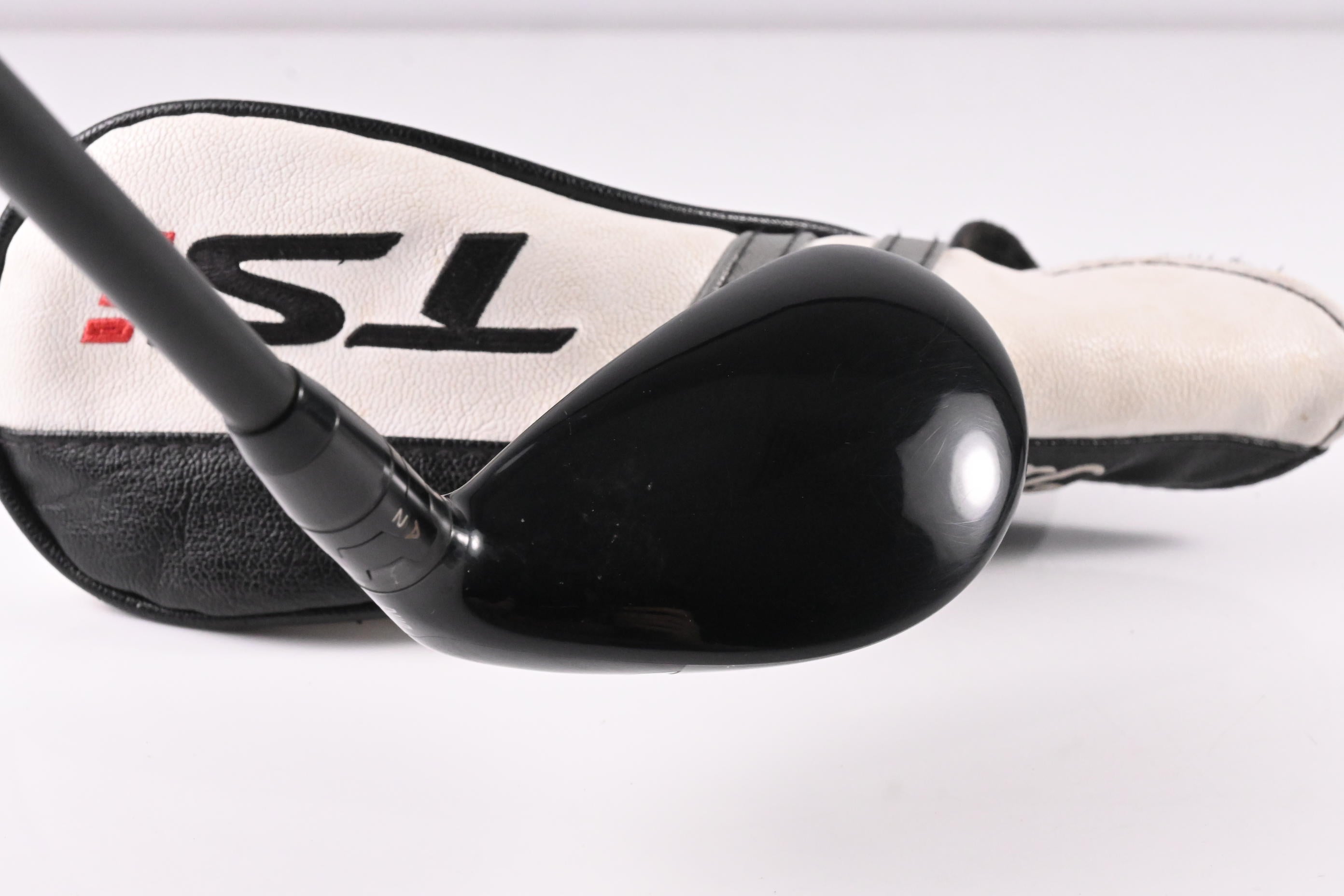 Titleist TSi2 #5 Hybrid / 24 Degree / Regular Flex Kuro Kage 5th Gen Black Shaft