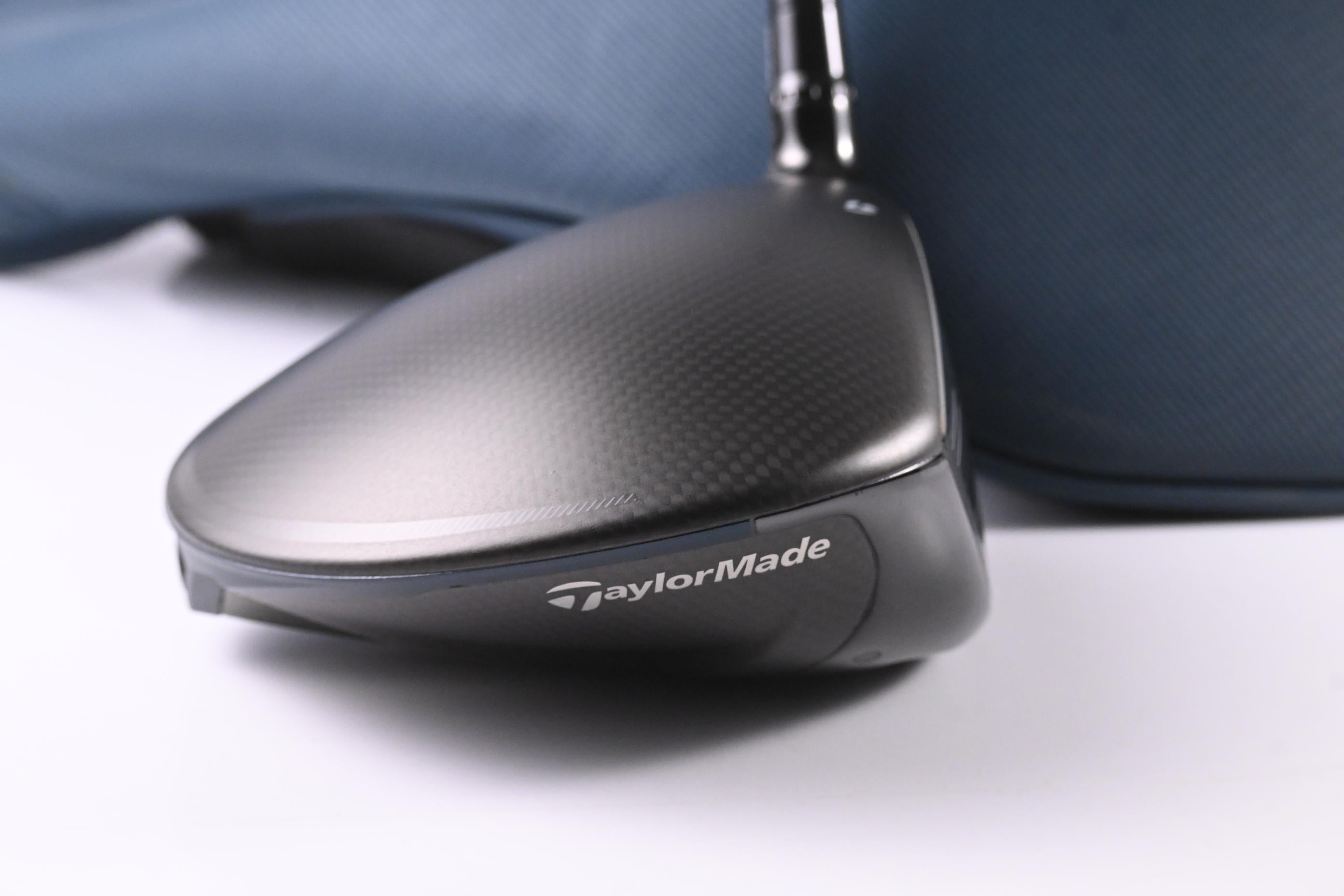 Taylormade Qi4D Driver / 9 Degree / Stiff Flex Reax Blue 60 Shaft