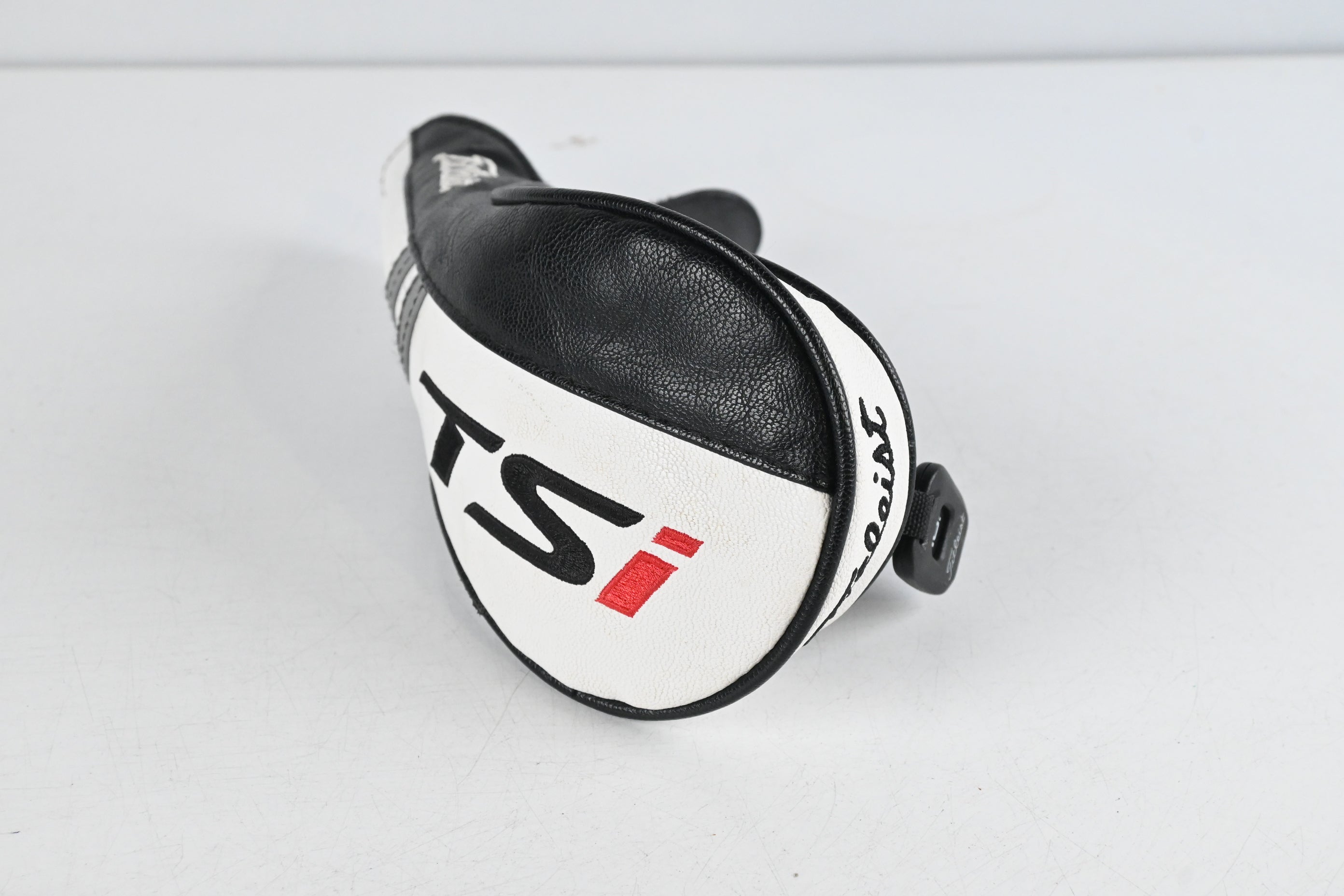 Left Hand Titleist TSi2 #3 Wood / 16.5 Degree / Regular Flex Tensei AV Blue 65