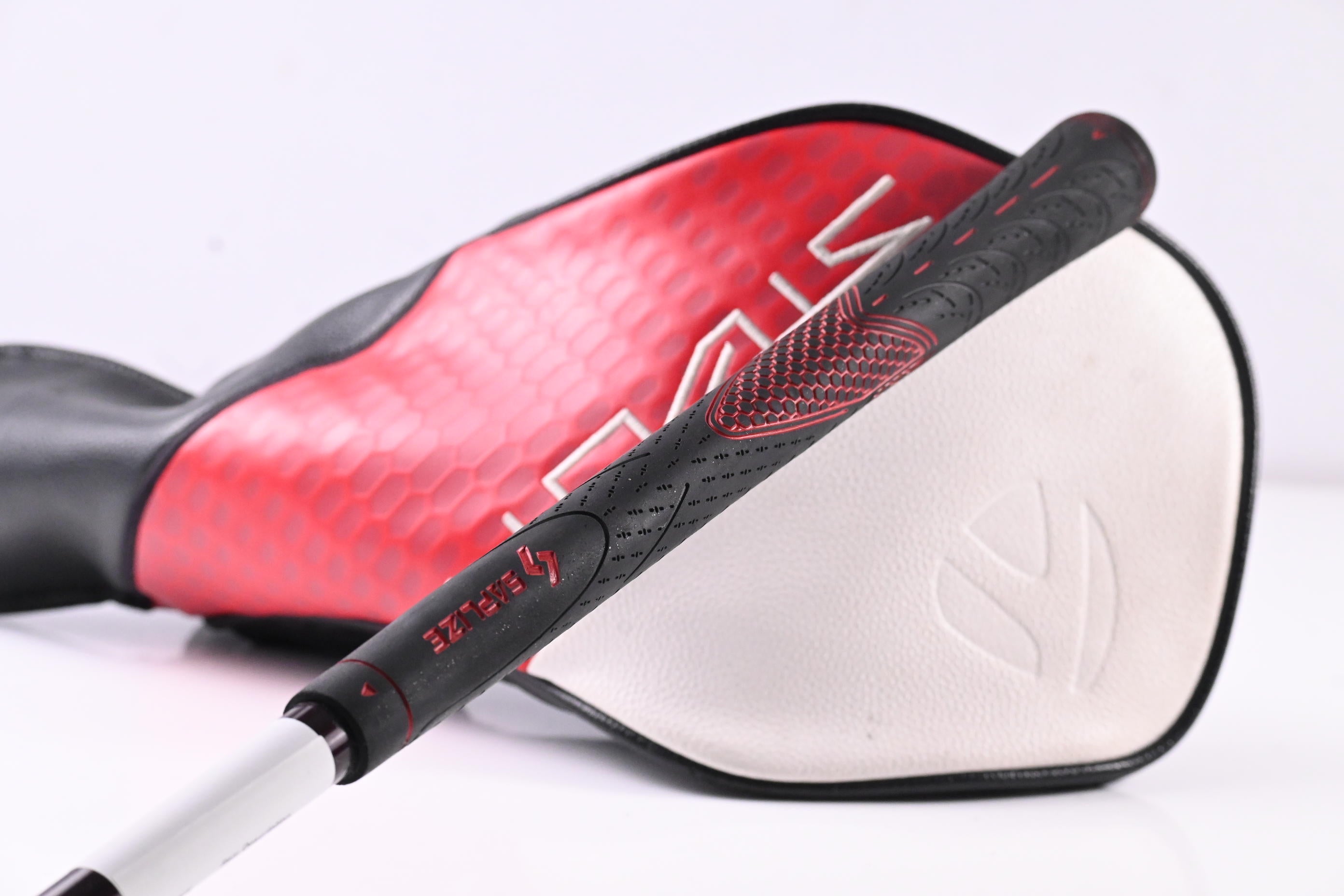 Taylormade Stealth 2 HD Driver / 10.5 Degree / Regular Flex Speeder NX Red 50