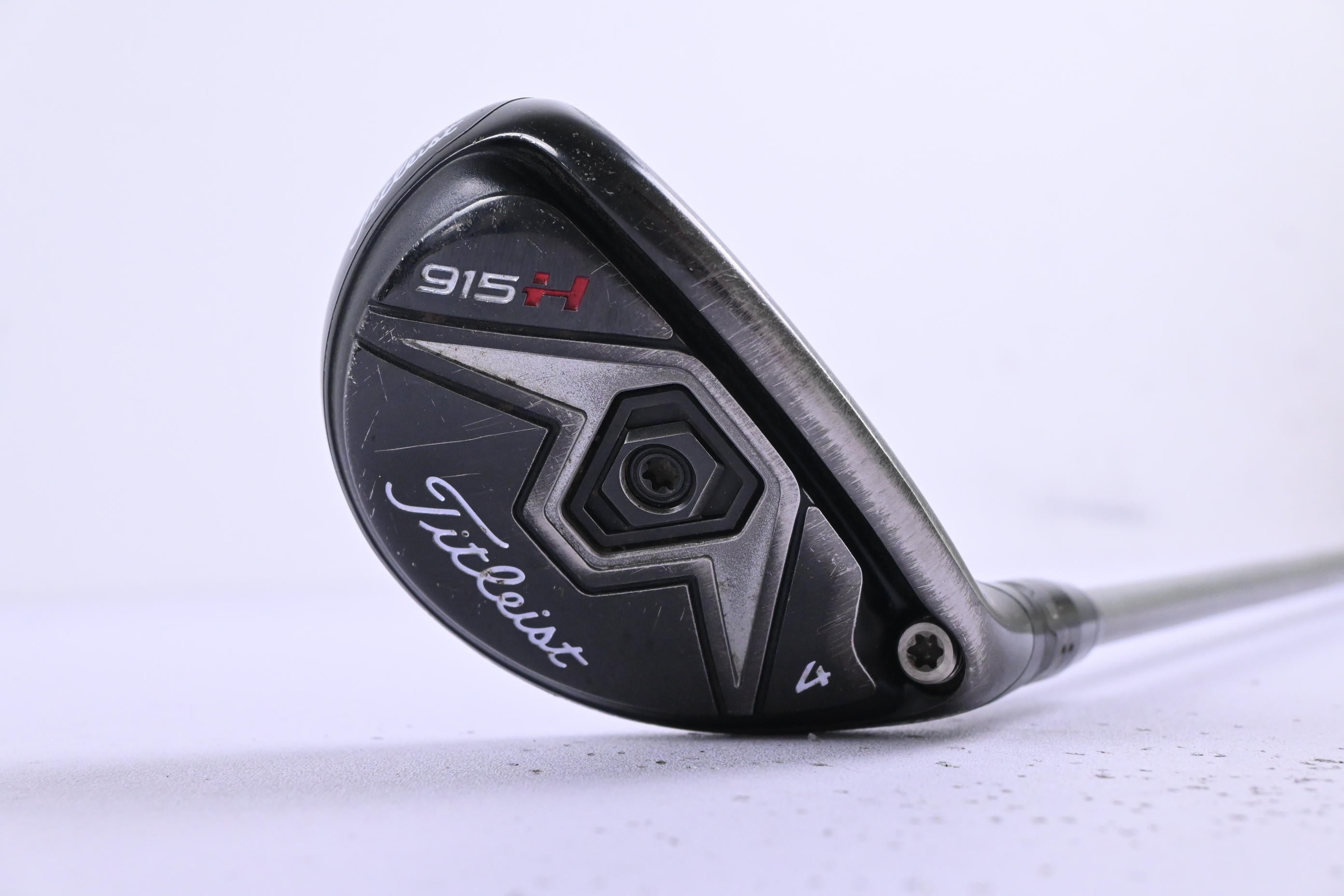 Titleist 915H #4 Hybrid / 24 Degree / Regular Flex Diamana M+ 60 Shaft