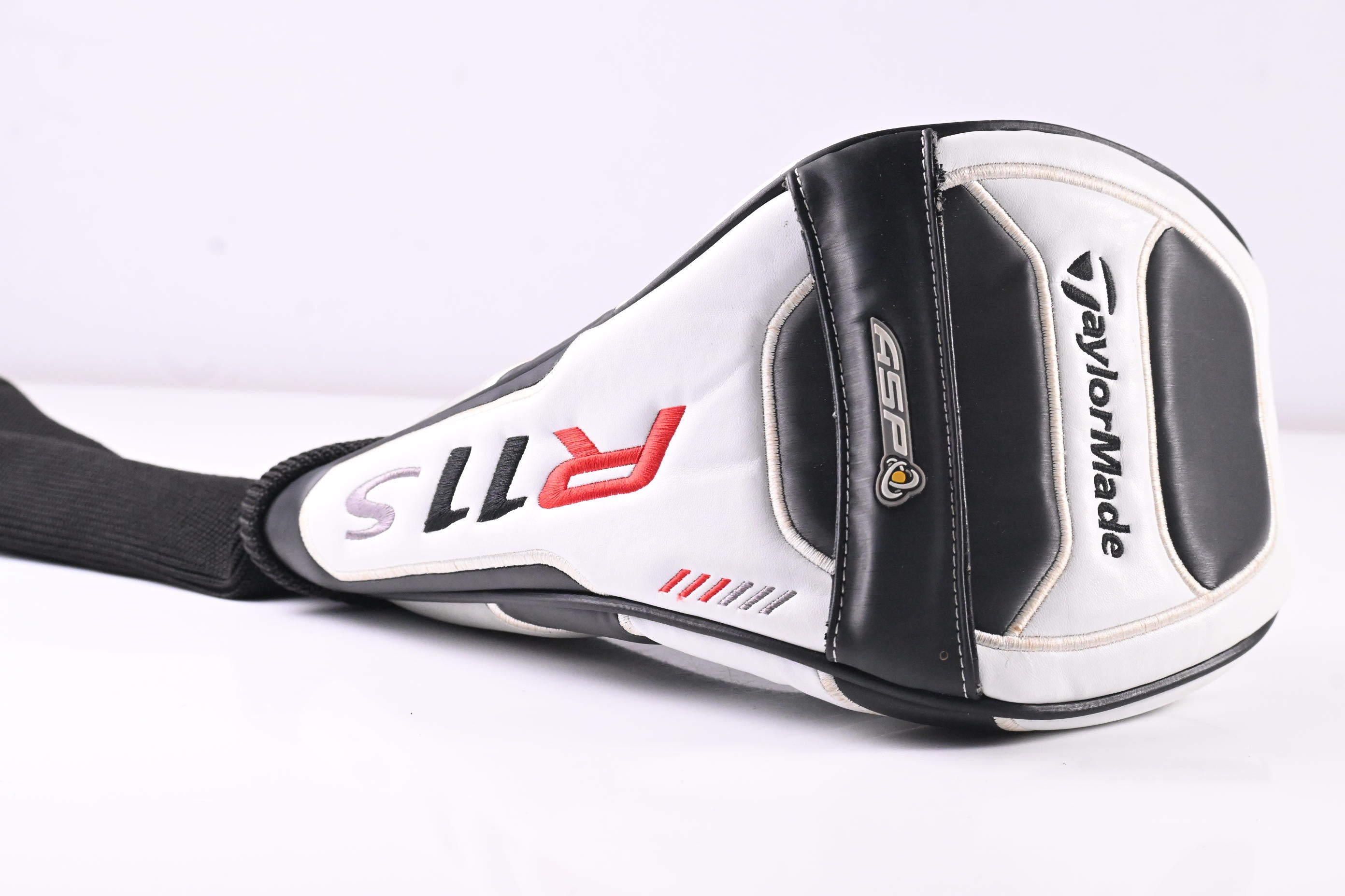 Taylormade R11S Driver / 10.5 Degree / Regular Flex Aldila RIP Phenom 60 Shaft