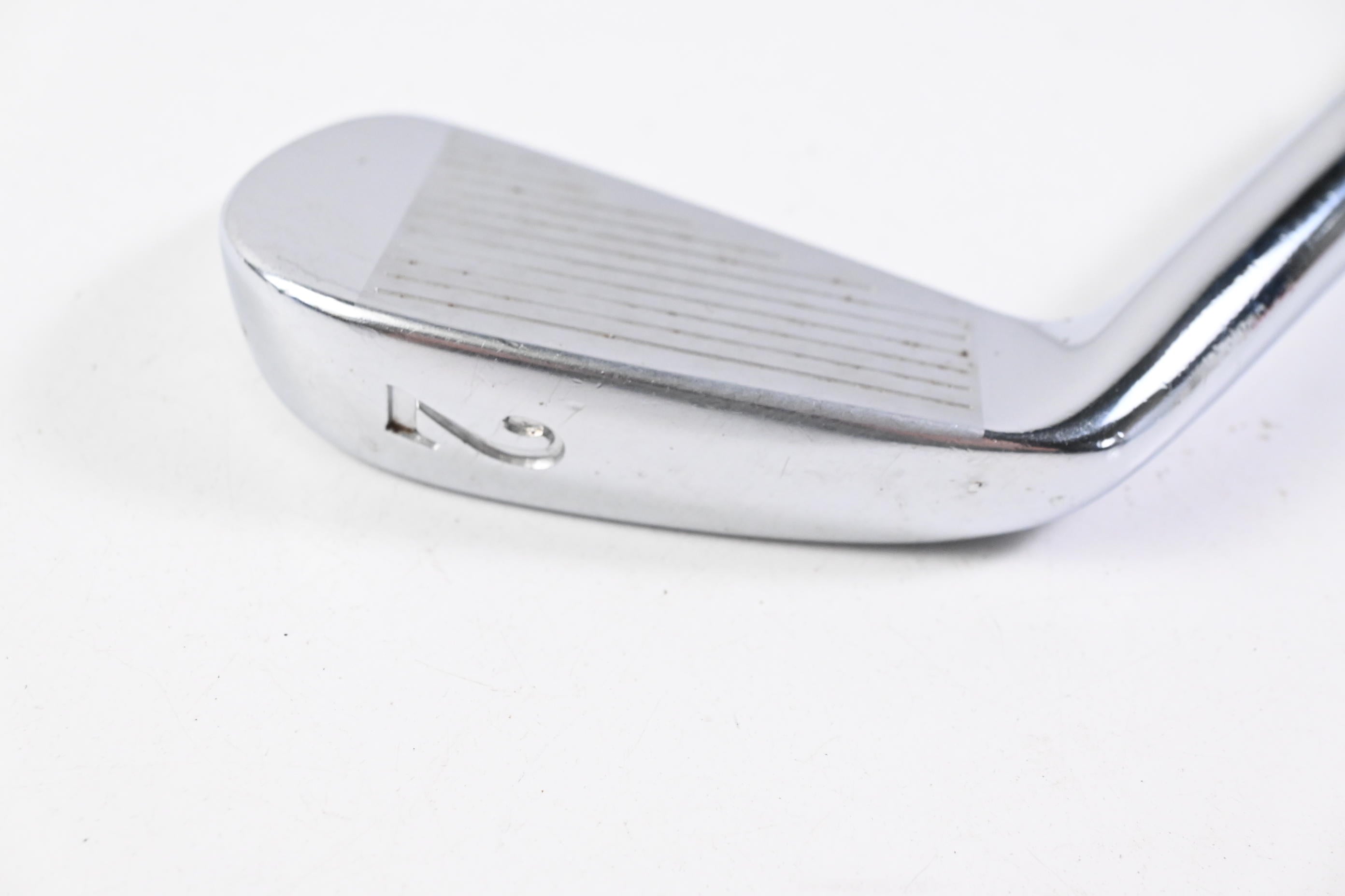 Titleist 690.CB #2 Iron / 18 Degree / Stiff Flex Dynamic Gold S300 Steel Shaft