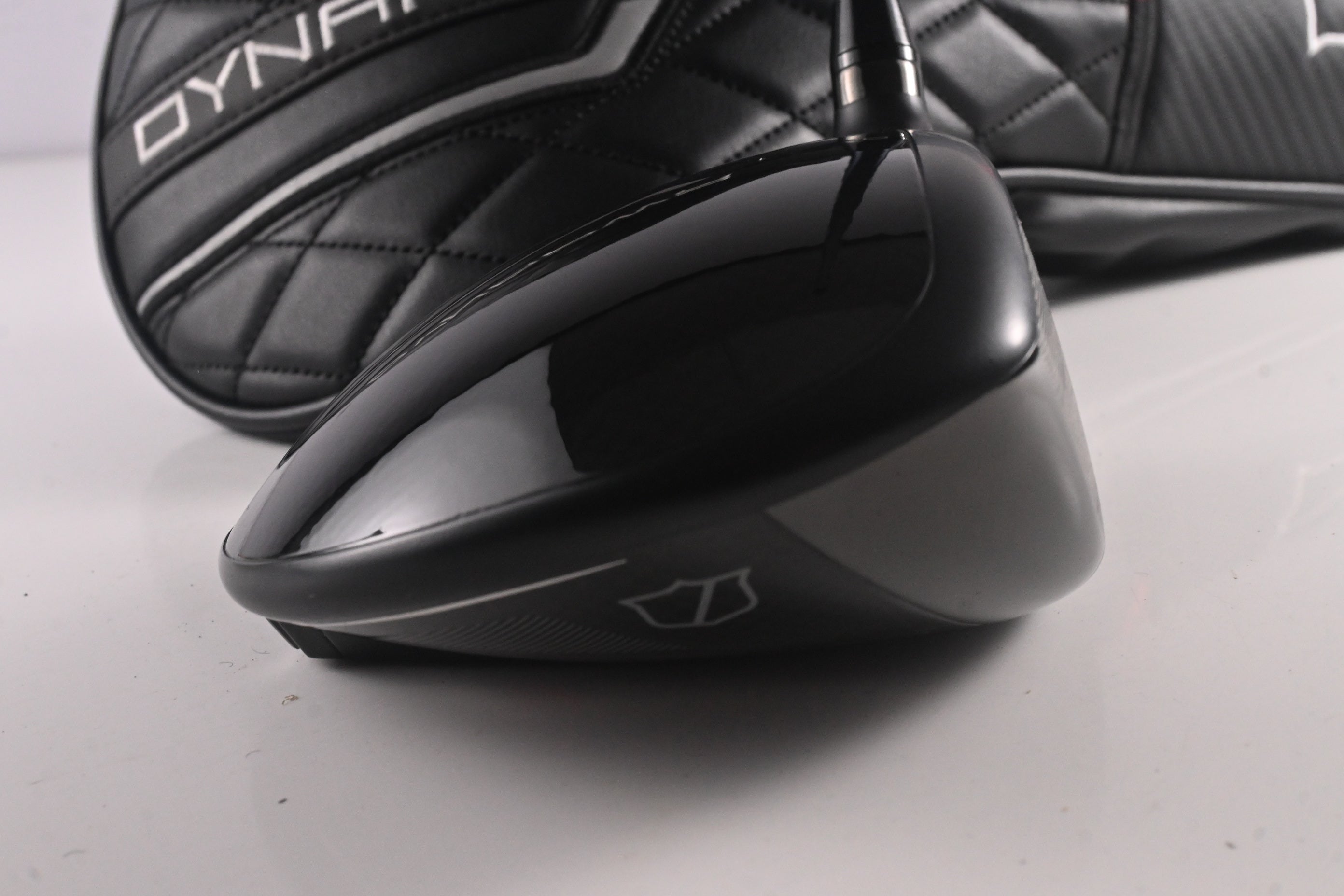 Wilson DYNAPWR Carbon 2025 Driver / 10.5 Degree / Stiff Flex Ventus TR Blue 5