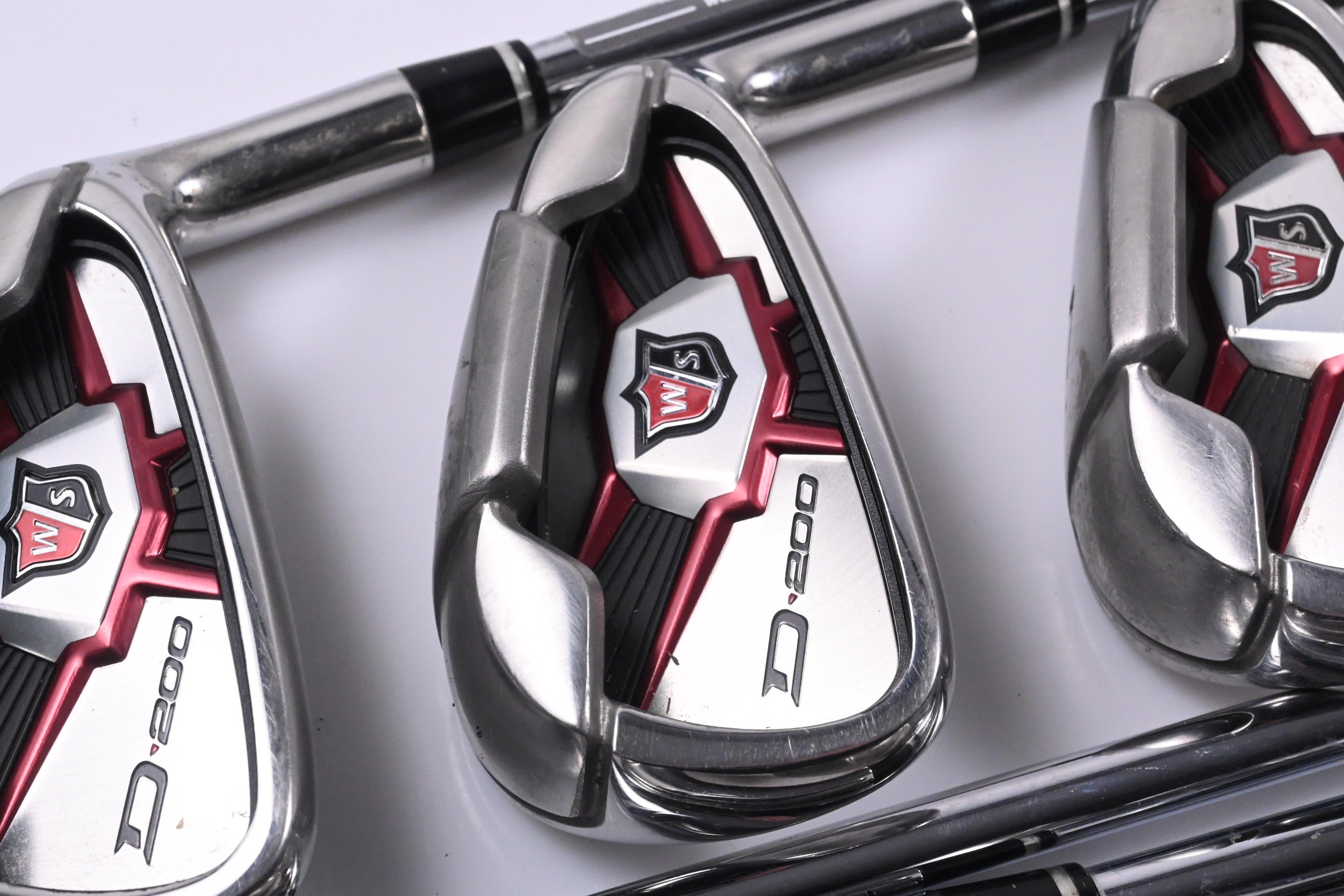 Wilson D200 Irons / 5-PW / Regular Flex Wilson Shafts