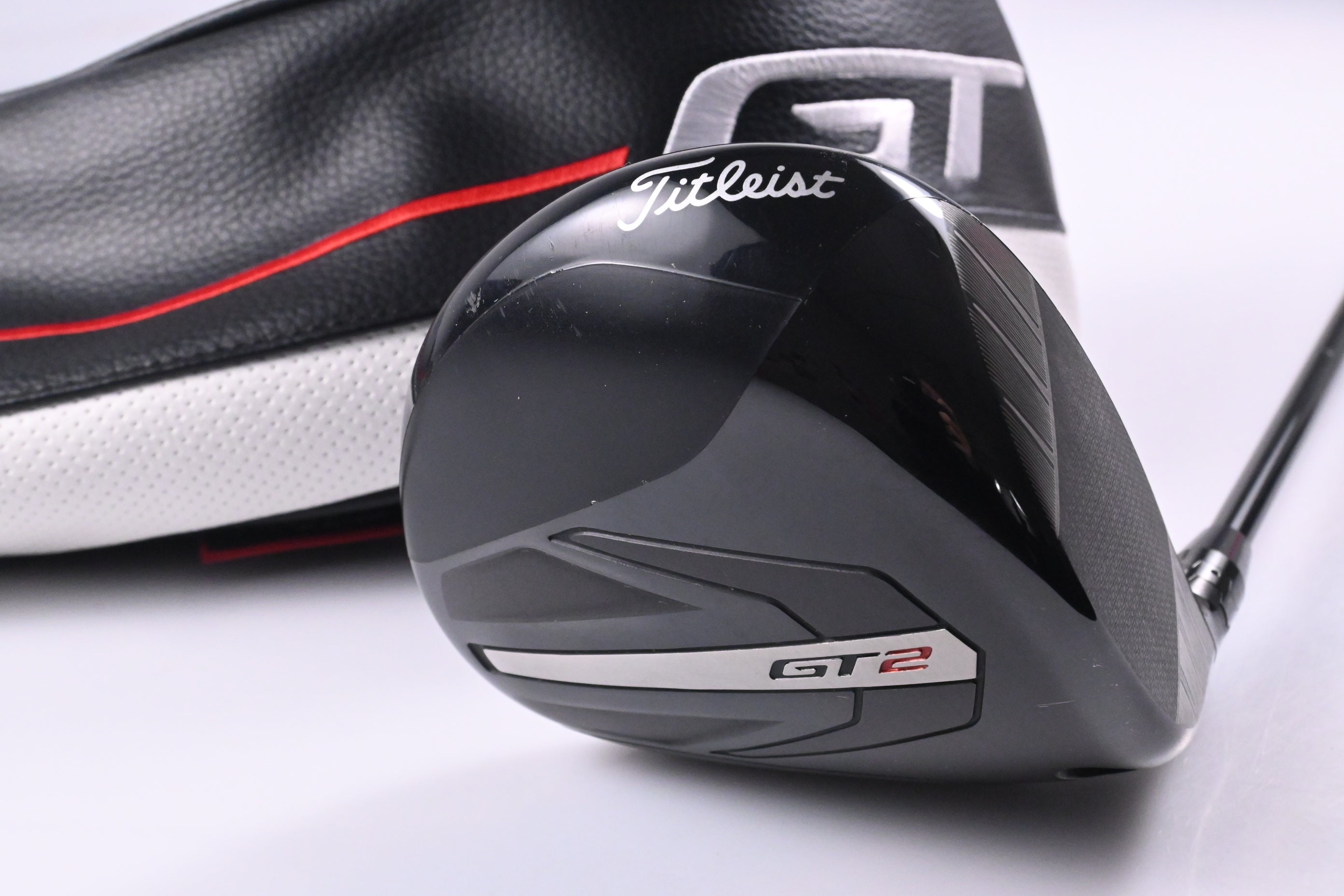 Titleist GT2 Driver / 9 Degree / Regular Flex C6 Red 50 Shaft