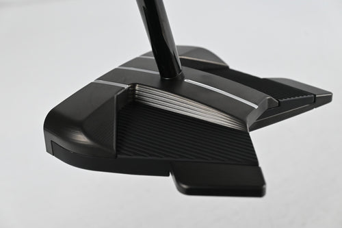 Scotty Cameron 11R OC Spec III Limited Edition Putter / 35 Inch