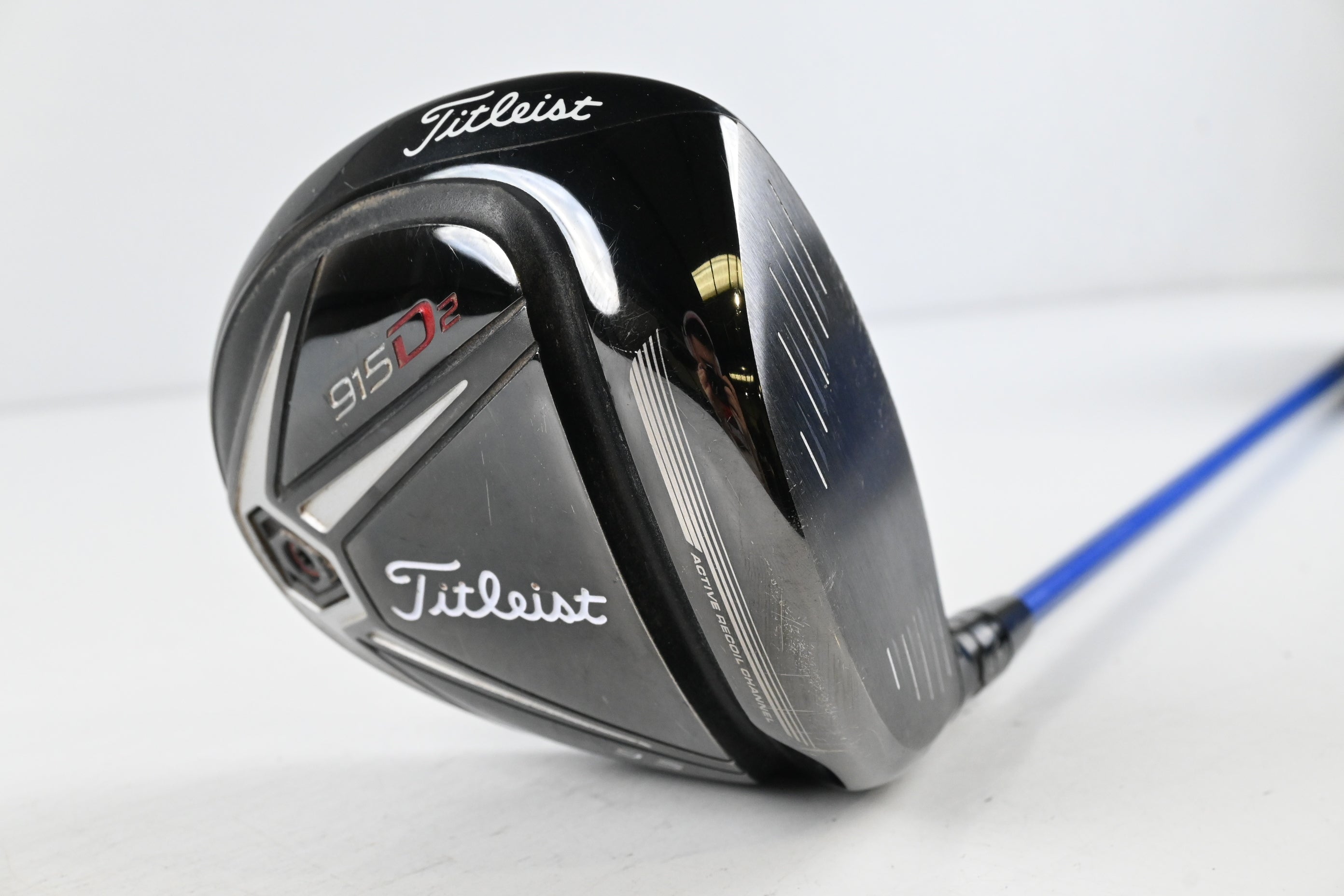 Titleist 915 D2 Driver / 9.5 Degree / Regular Flex Grafalloy ProLaunch Blue 65 Shaft