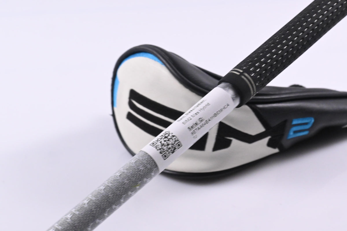 Taylormade SIM2 Max #3 Hybrid / 19 Degree / Stiff Flex Tensei AV Blue 80 Shaft