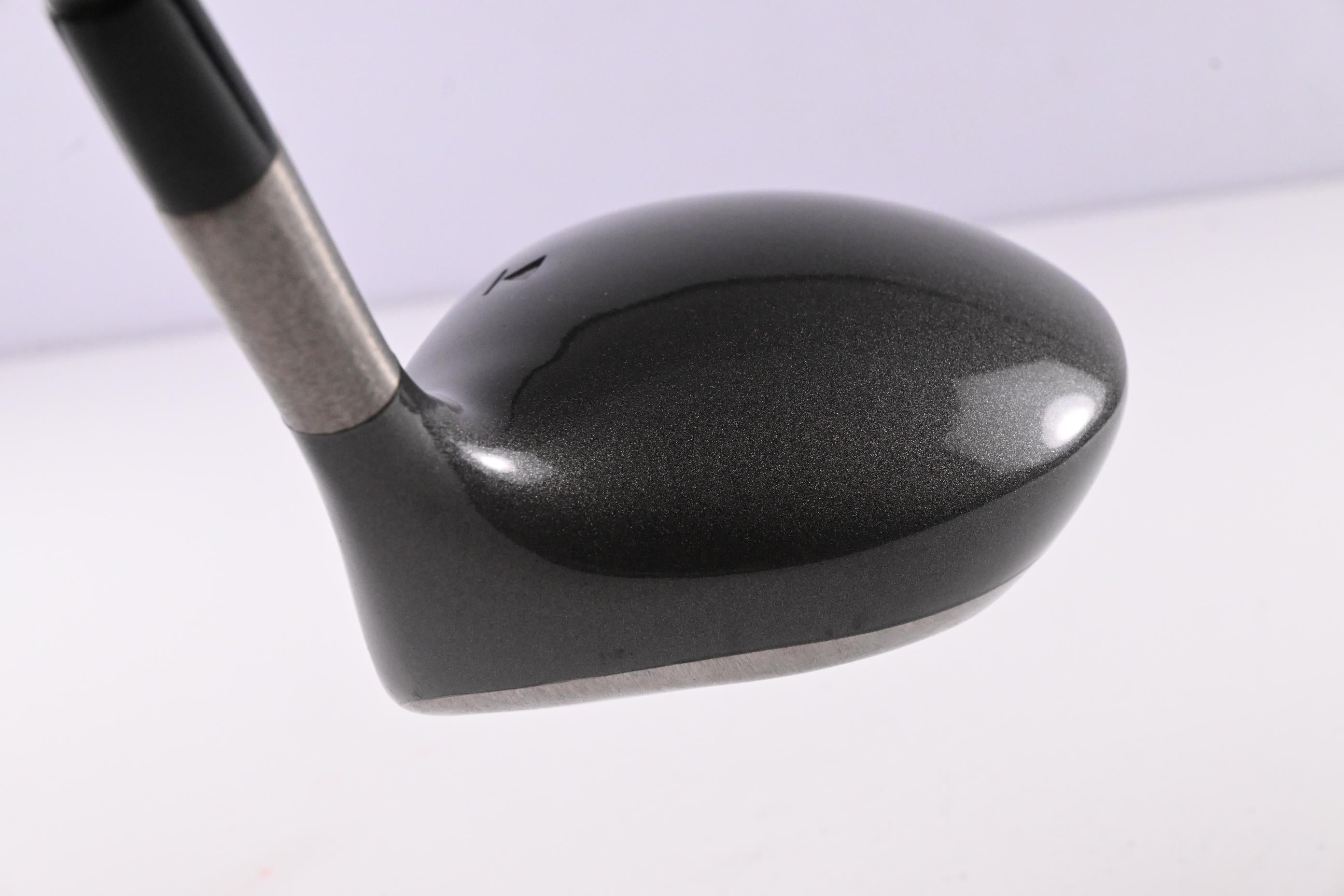 Titleist 975 D Driver / 9.5 Degree / Stiff Flex Titleist Ultralite Shaft