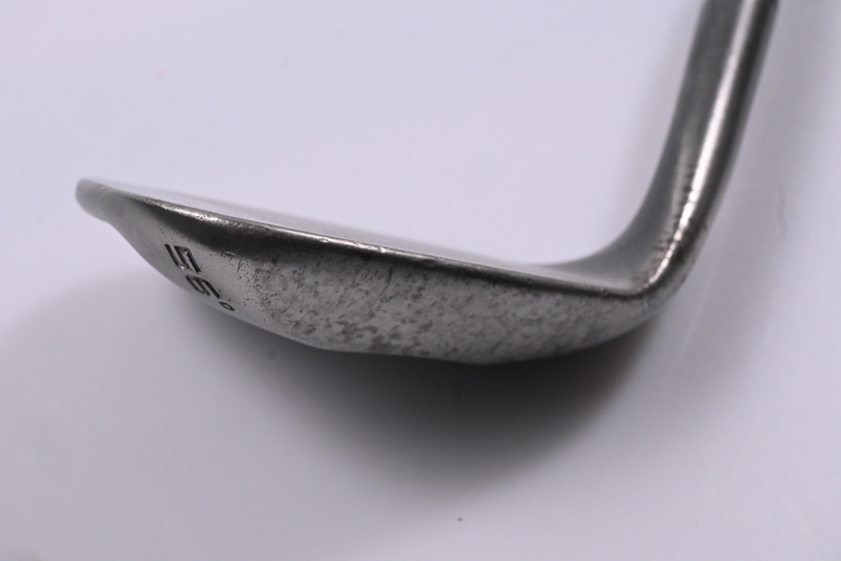 Cobra King Sand Wedge / 56 Degree / Stiff Flex Dynamic Gold S300 Shaft