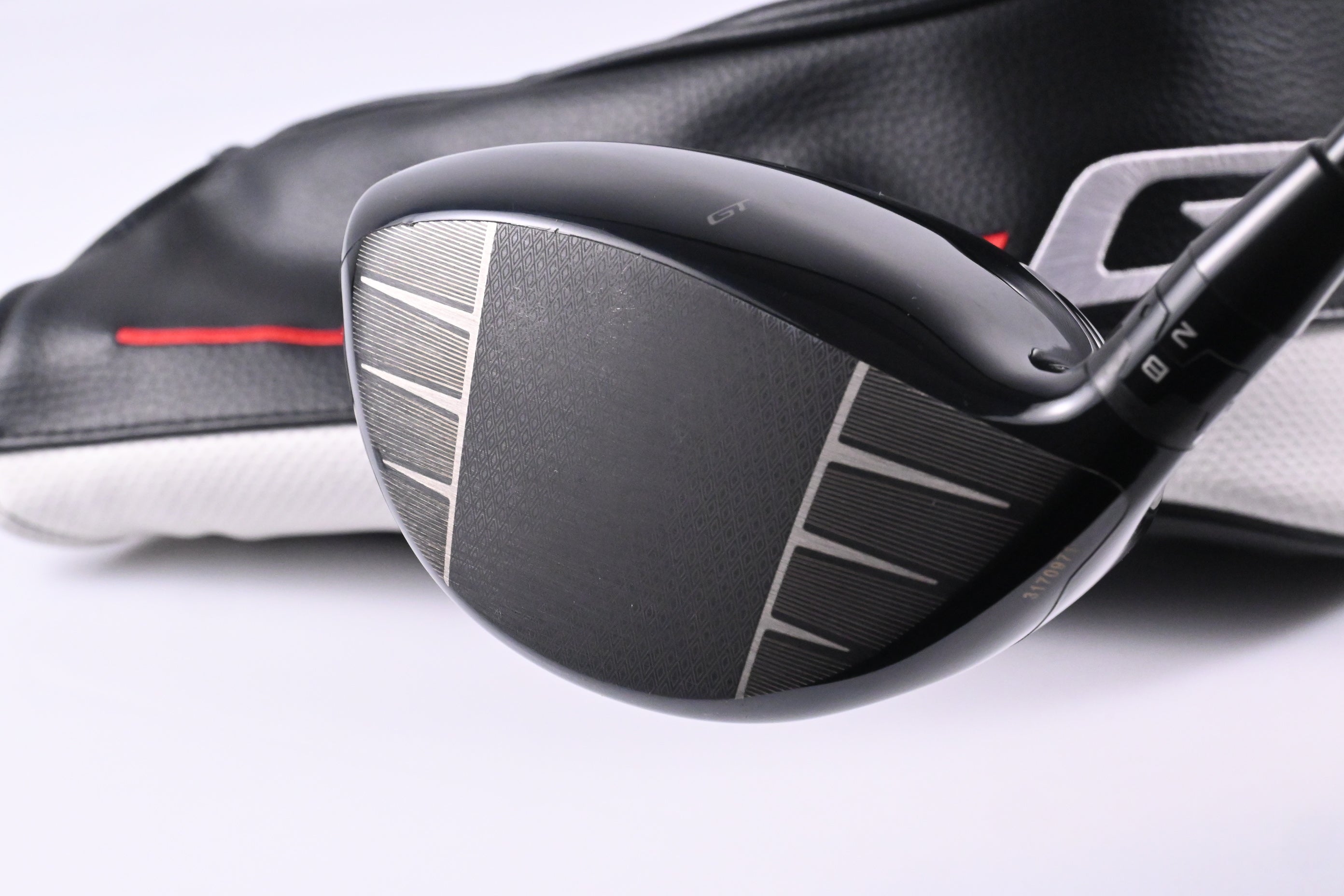 Titleist GT2 Driver / 9 Degree / Regular Flex C6 Red 50 Shaft