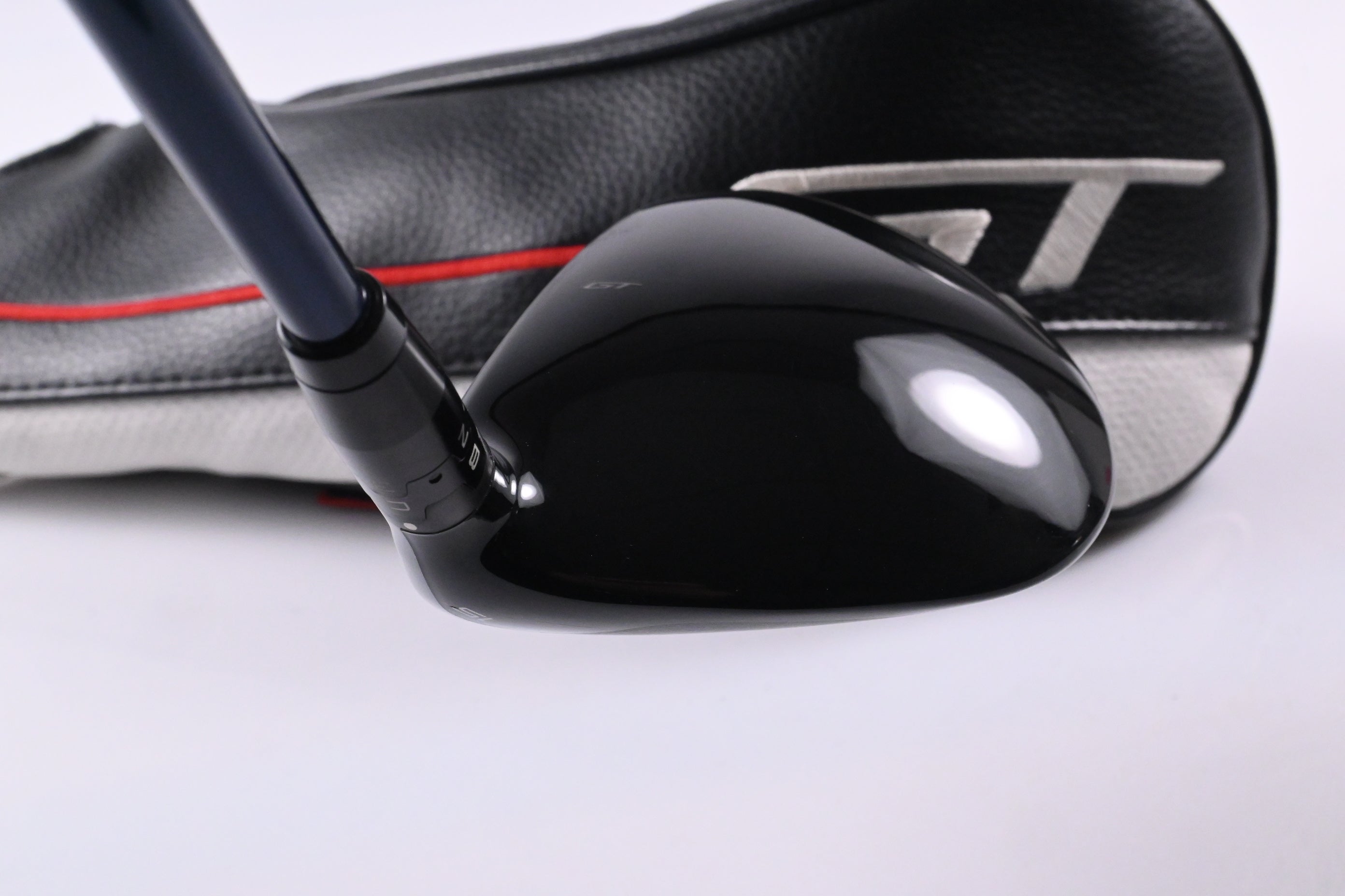Titleist GT2 #3 Wood / 15 Degree / Regular Flex Fujikura Ventus Blue 5 Shaft