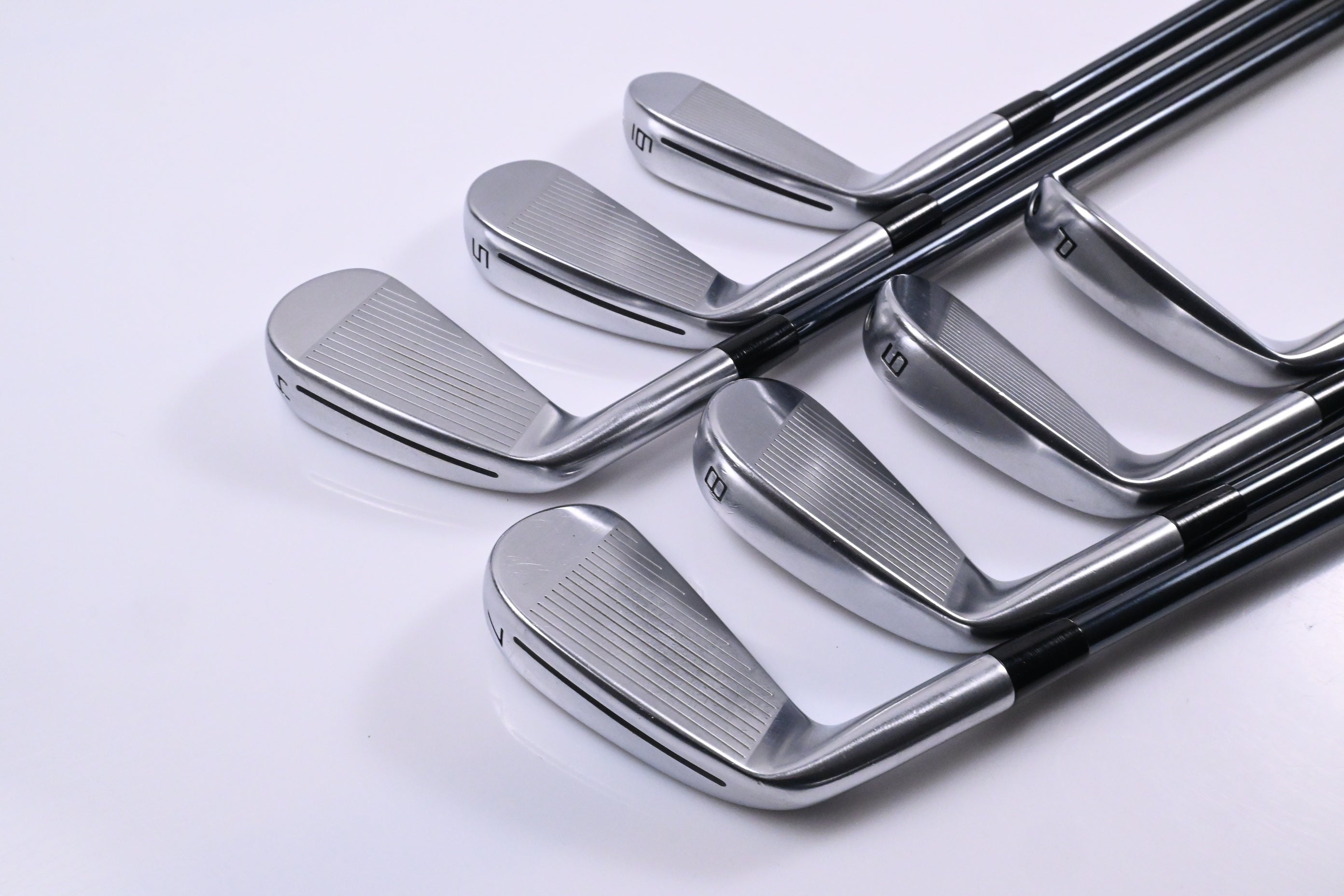 Taylormade P790 2025 Irons / 4-PW / Regular Flex UST Recoil Dart HDC 70 Shafts