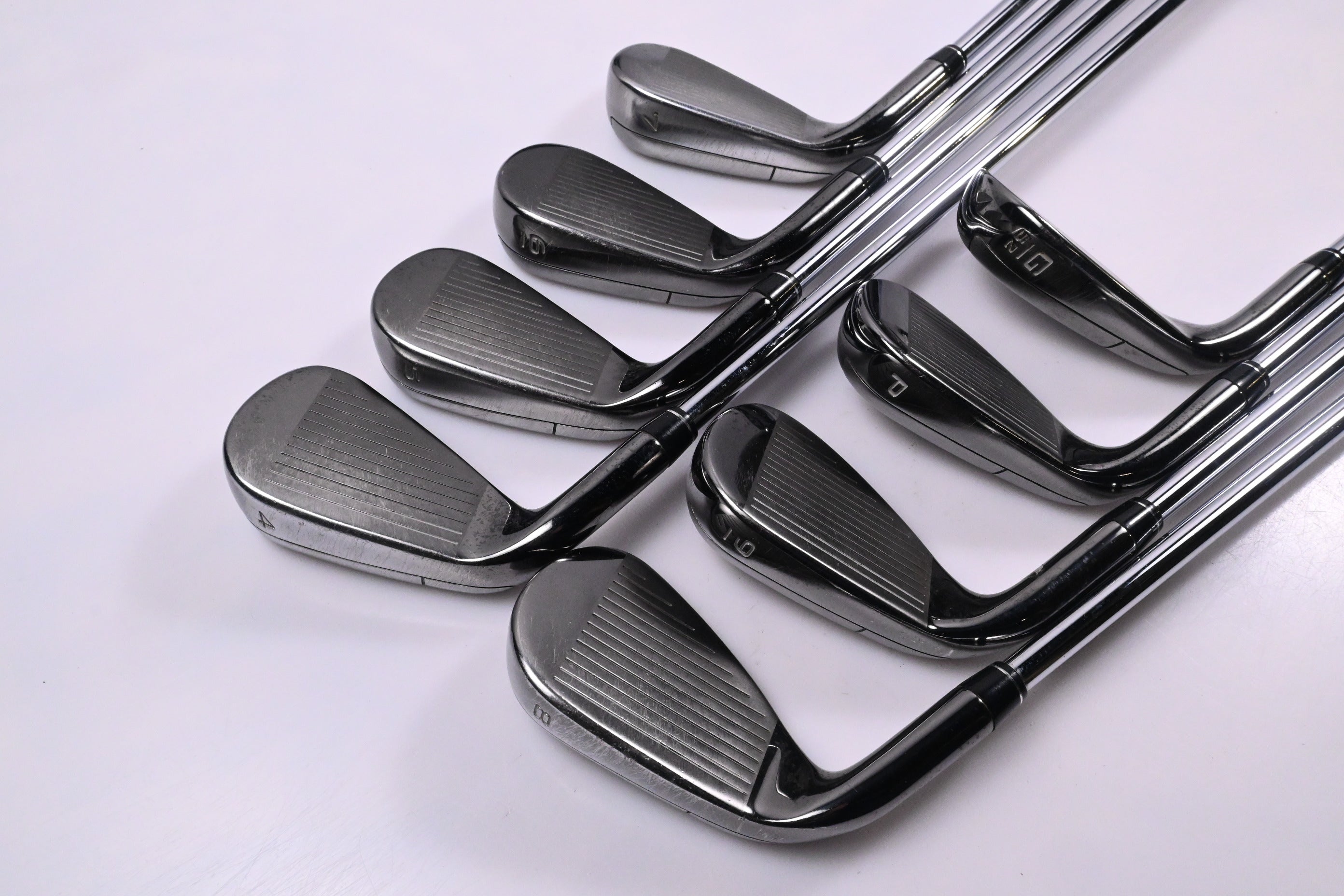 Callaway Big Bertha 2023 Irons / 4-PW+GW / Regular Flex Elevate MPH 85 Shafts